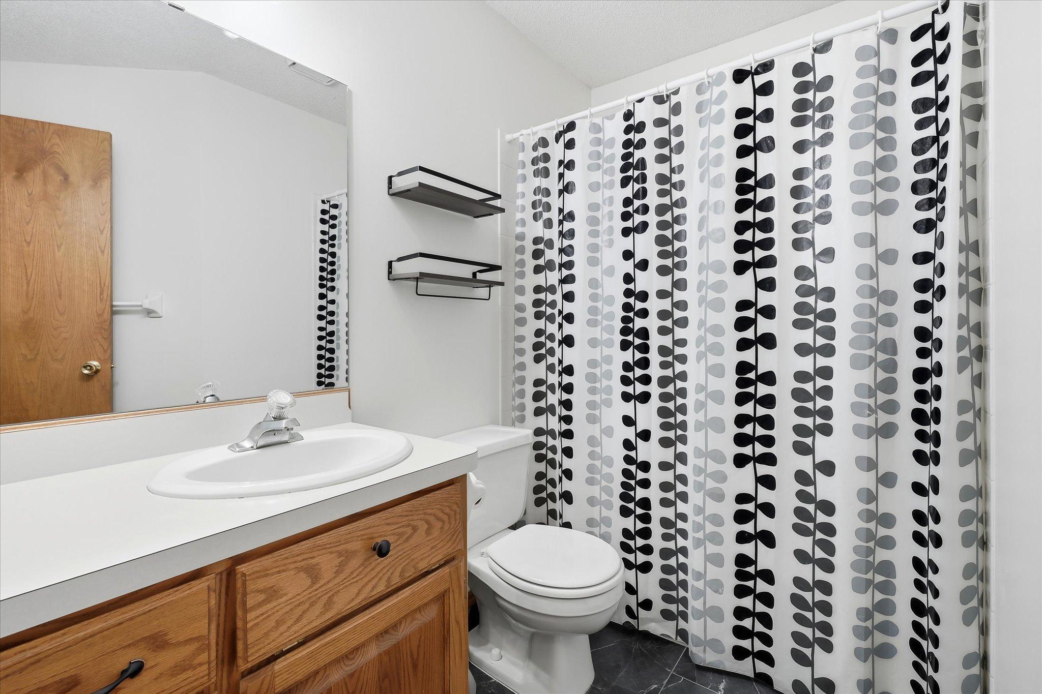 9225 Queens Gardens Property Photo 20