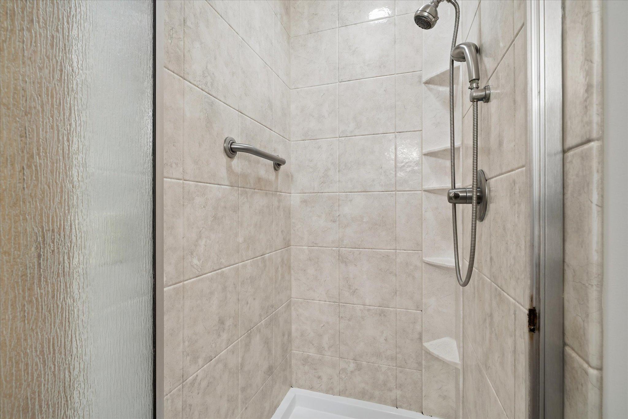9225 Queens Gardens Property Photo 25