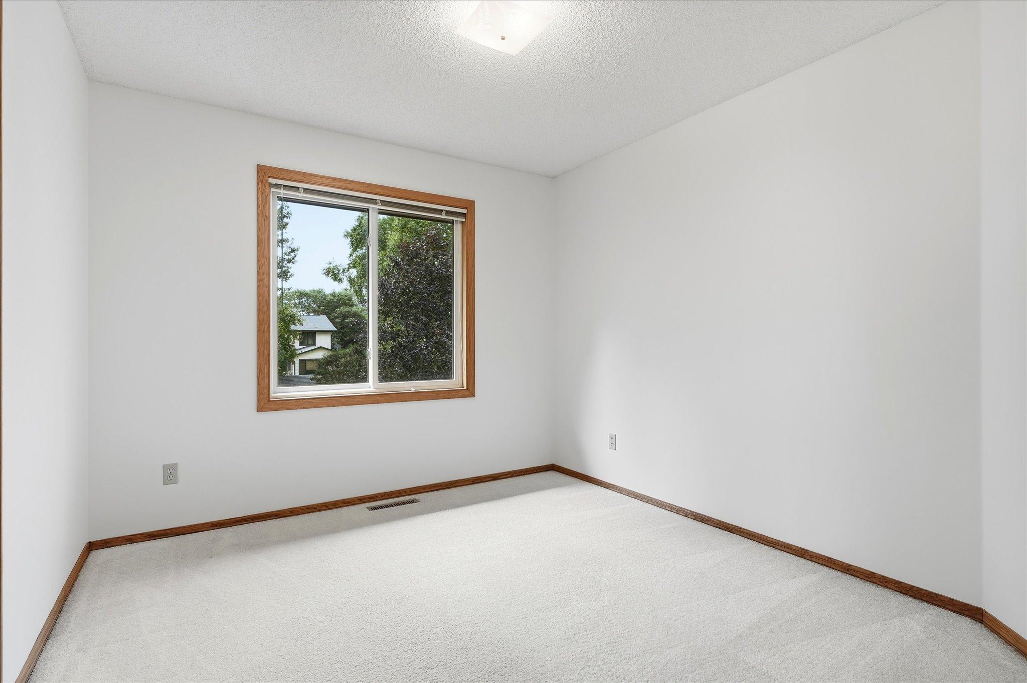 9225 Queens Gardens Property Photo 26