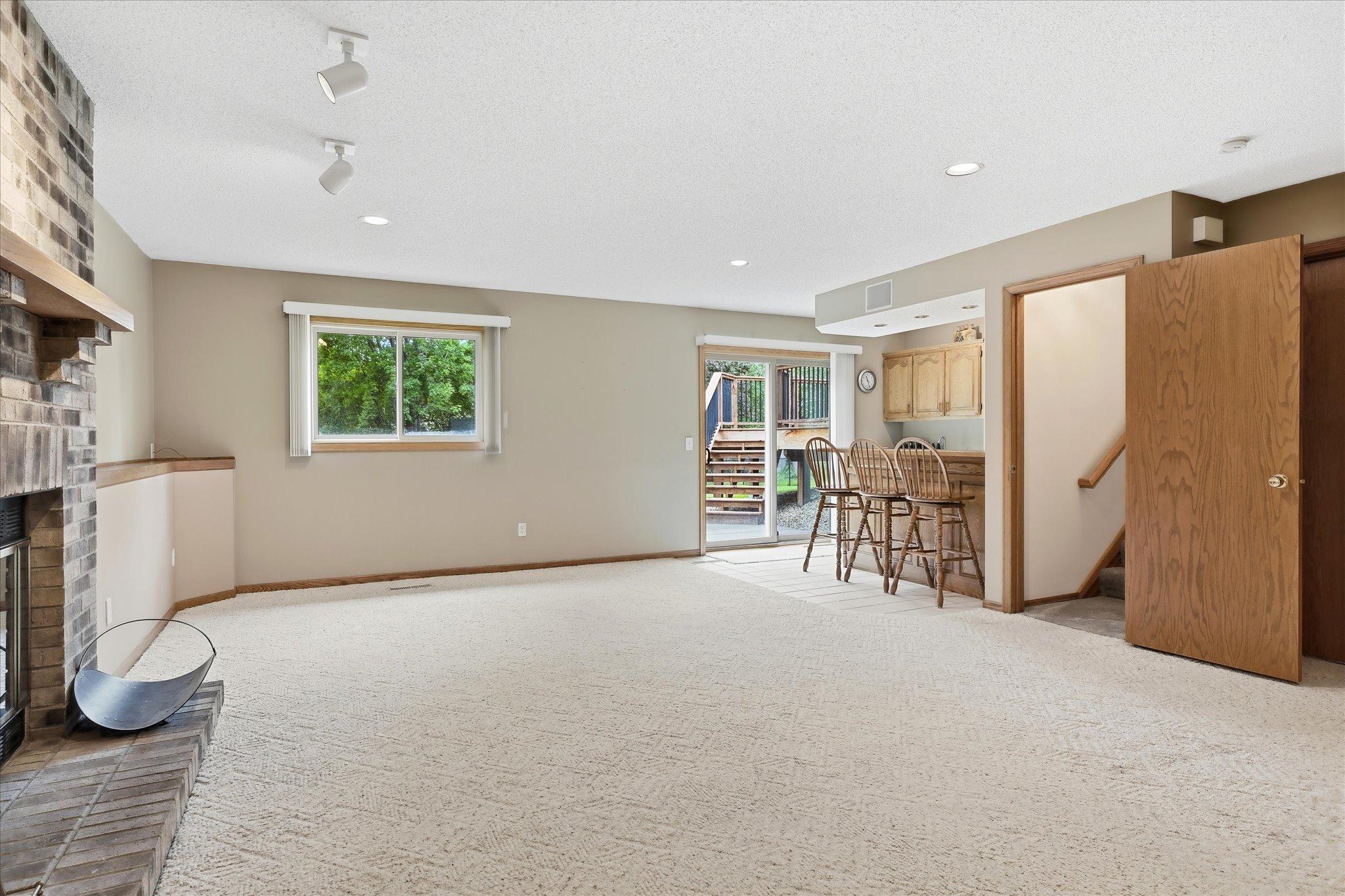9225 Queens Gardens Property Photo 30
