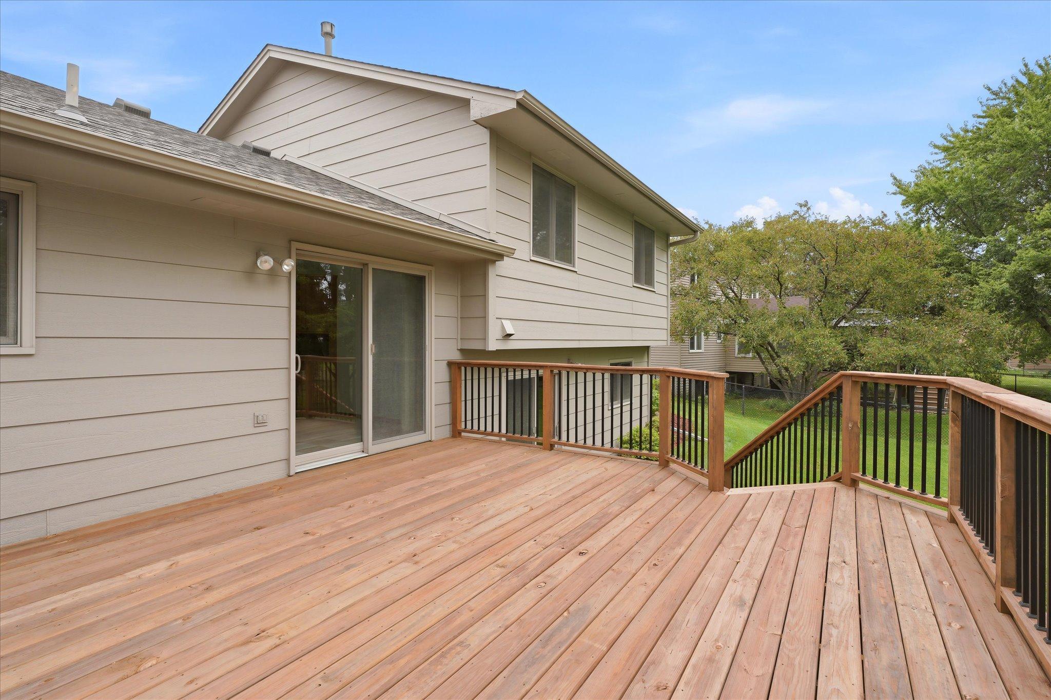 9225 Queens Gardens Property Photo 48