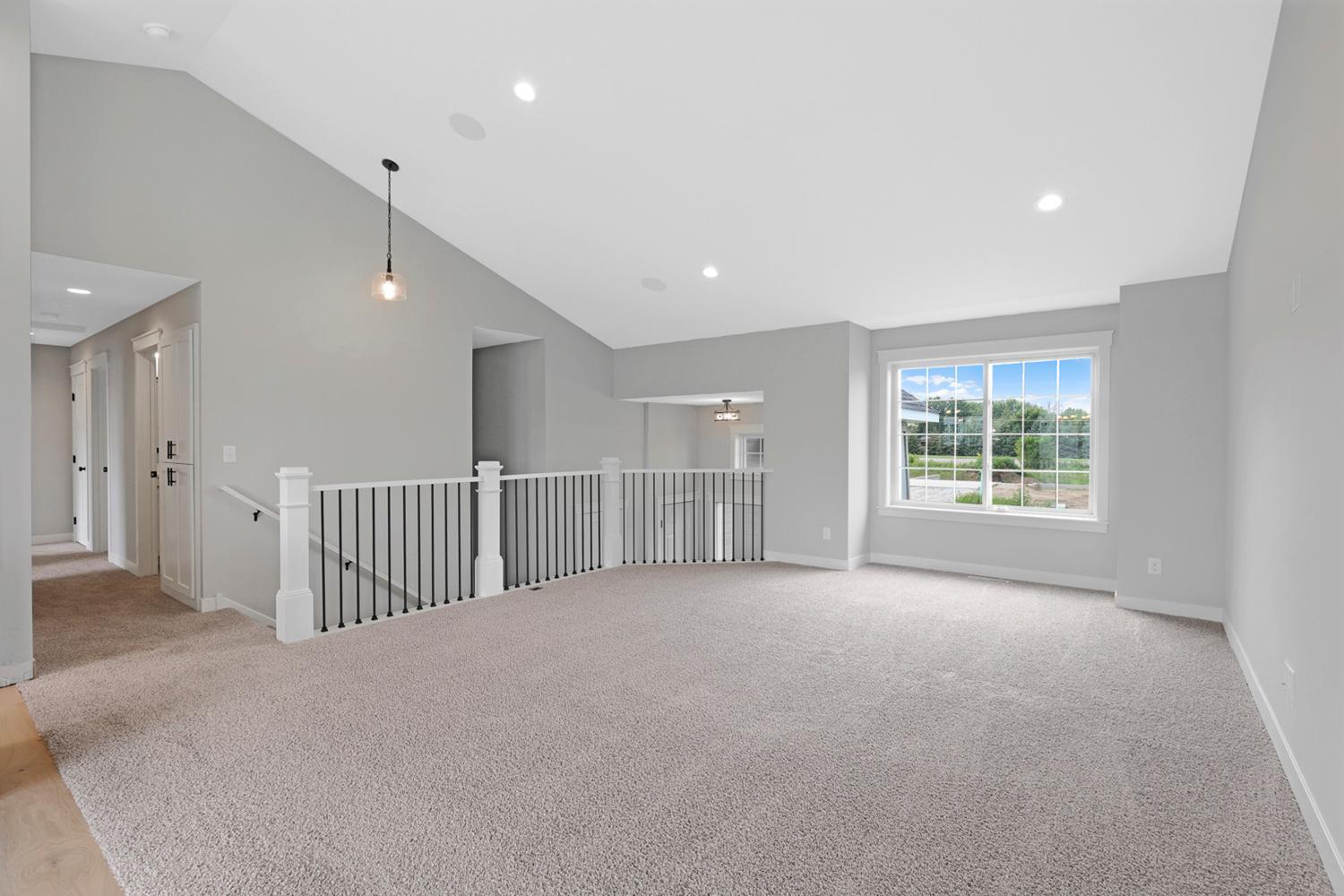 1280 136th Circle E Property Photo 4