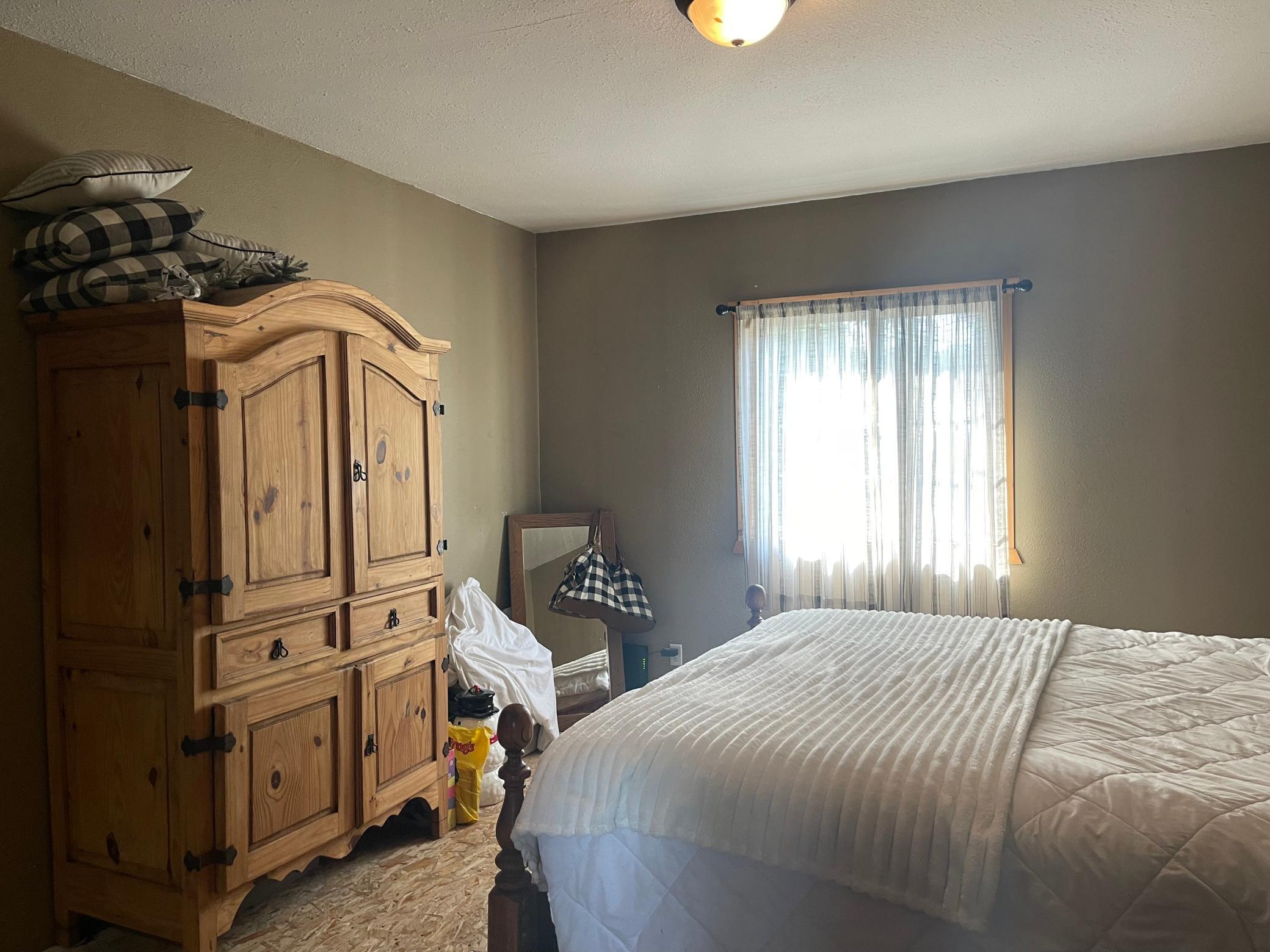221 4th Street Property Photo 4