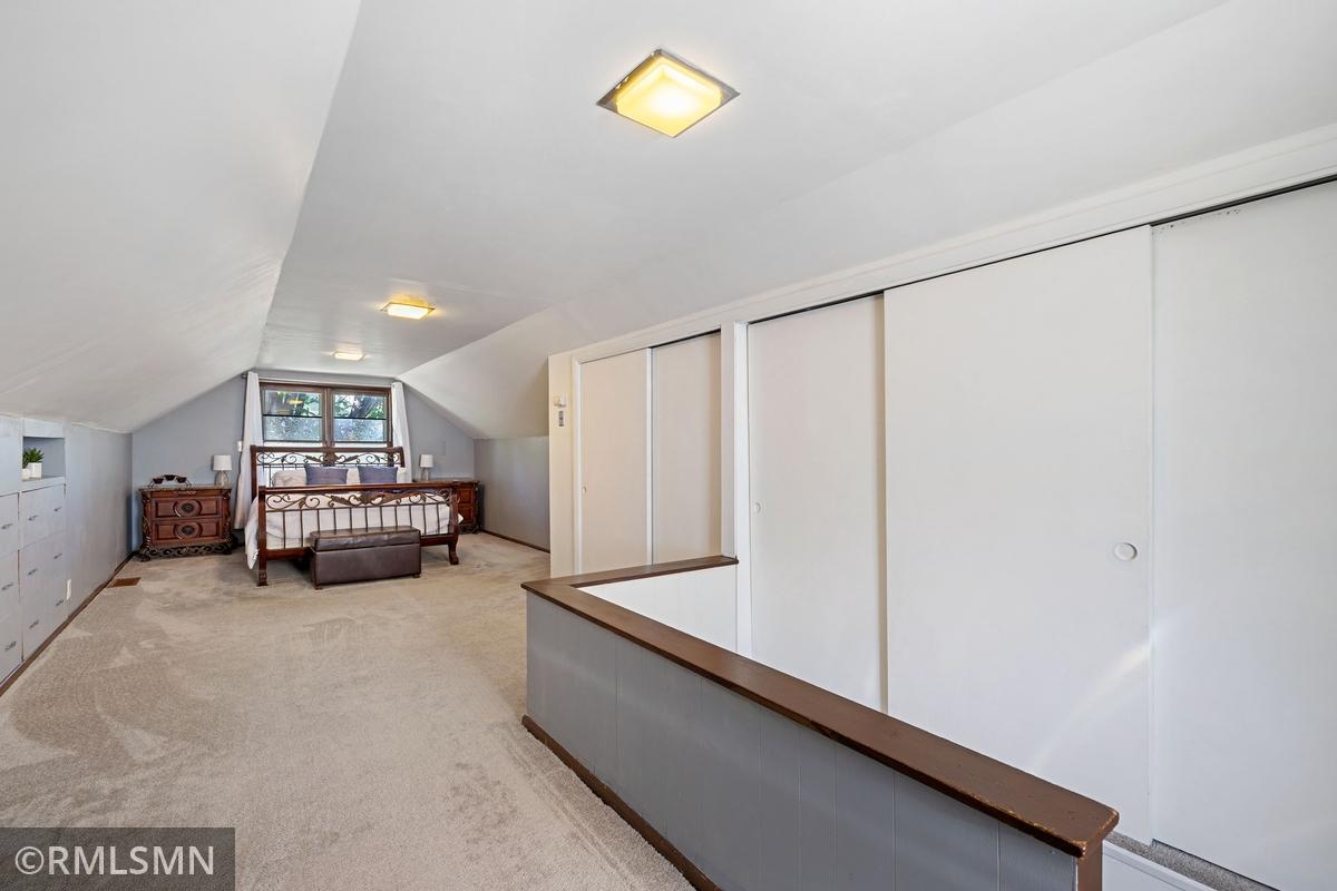 4906 Logan Avenue N Property Photo 14