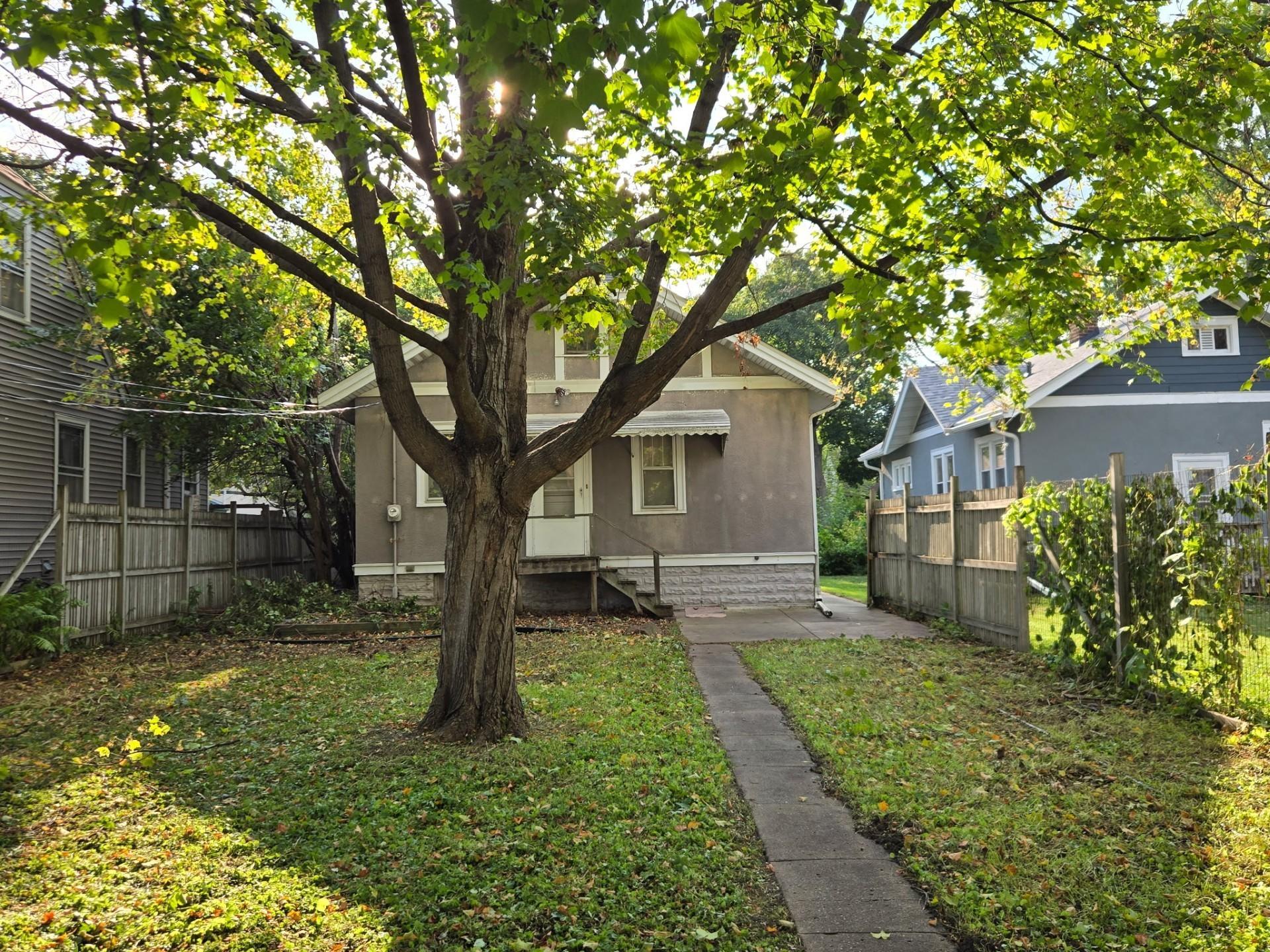 4225 Snelling Avenue Property Photo 2