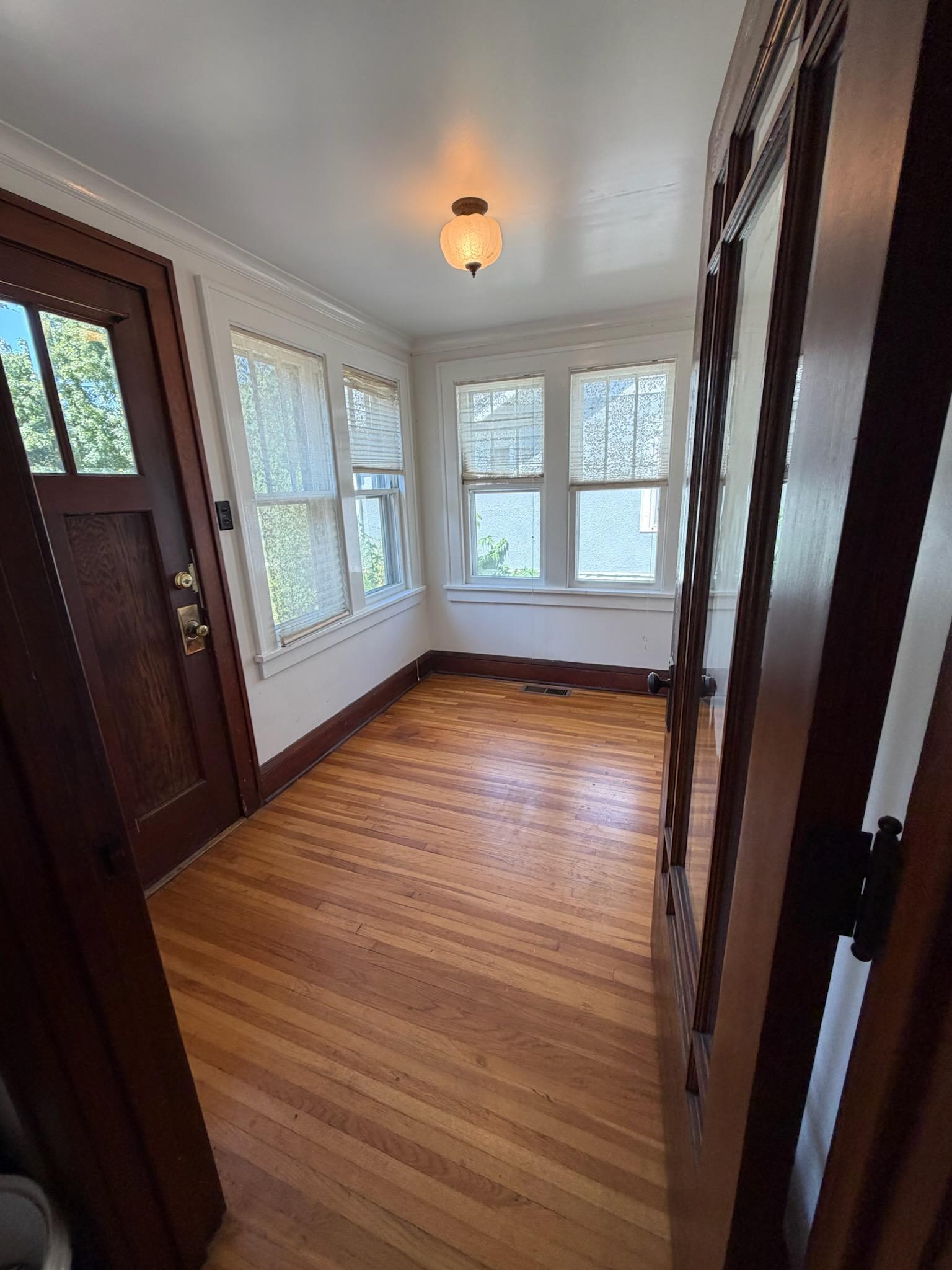 4225 Snelling Avenue Property Photo 6