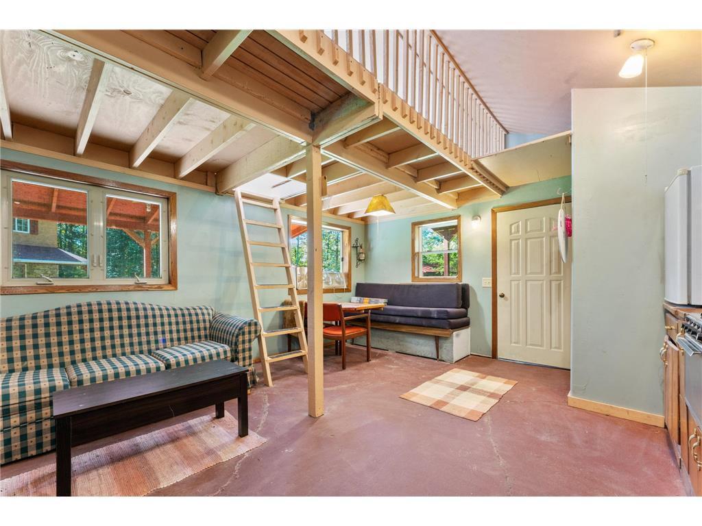 20907 Hardwood Loop Property Photo 20