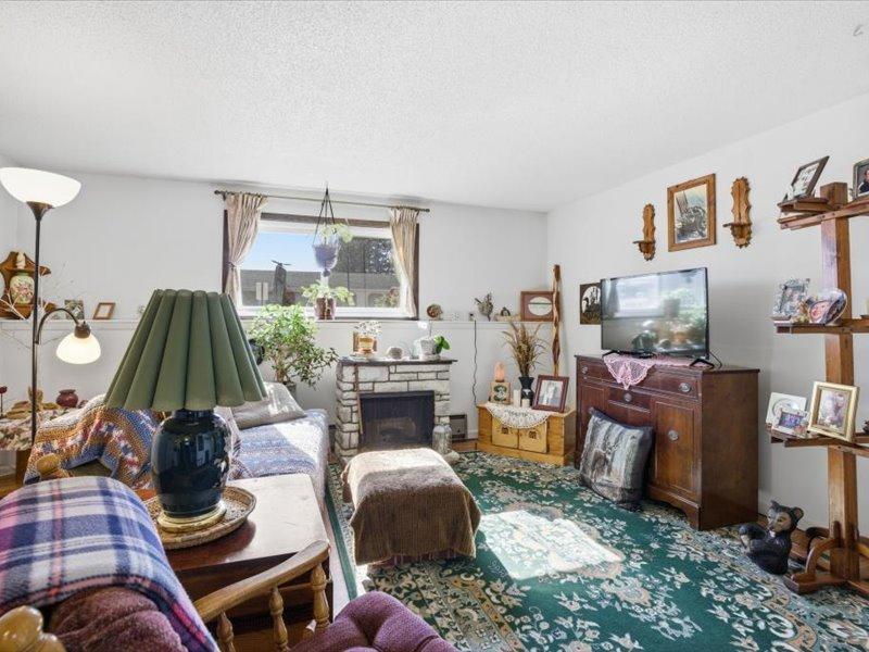 12 Linney Street Property Photo 21