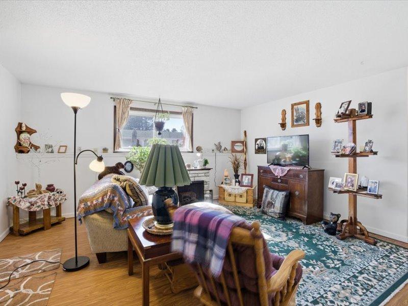 12 Linney Street Property Photo 22