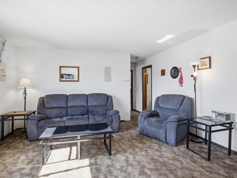 12 Linney Street Property Photo 25