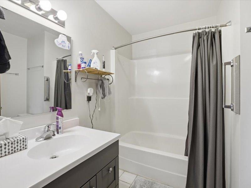 12 Linney Street Property Photo 31