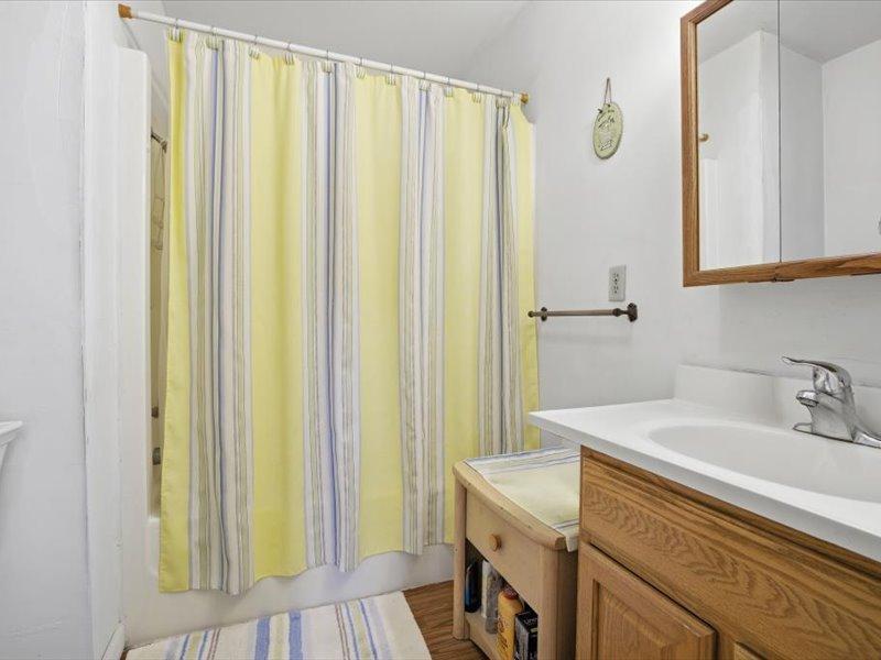 12 Linney Street Property Photo 36