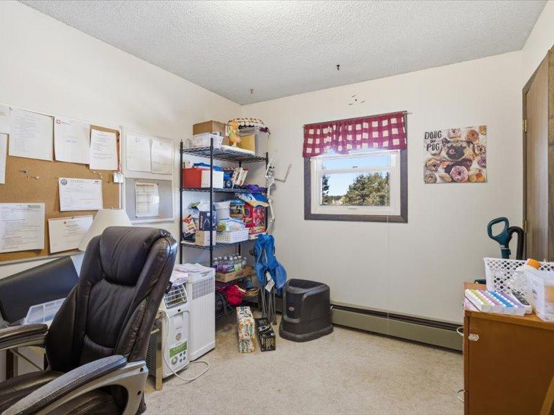 12 Linney Street Property Photo 39
