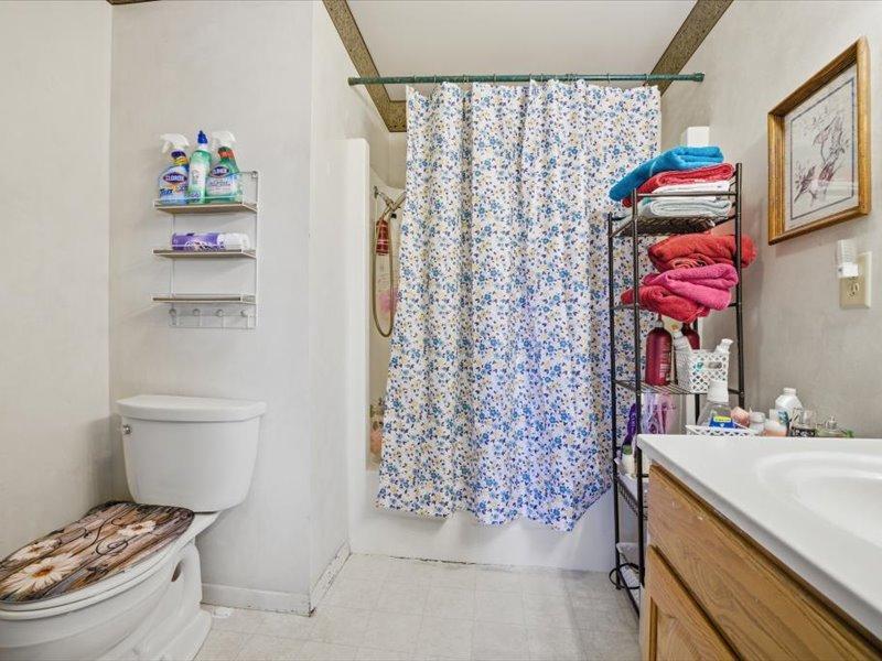 12 Linney Street Property Photo 40