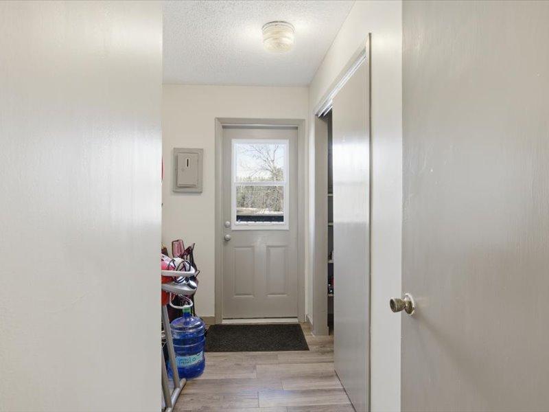 12 Linney Street Property Photo 54