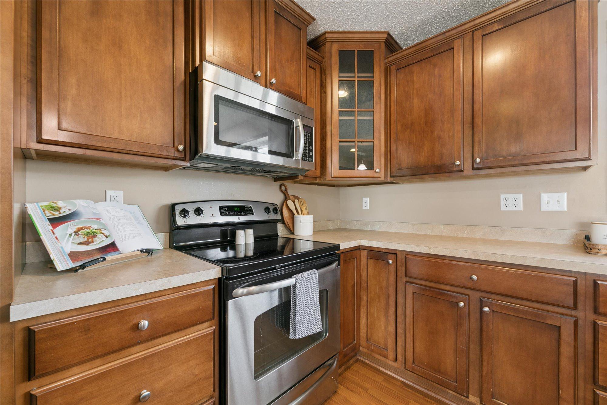 5013 Ross Lane Property Photo 13