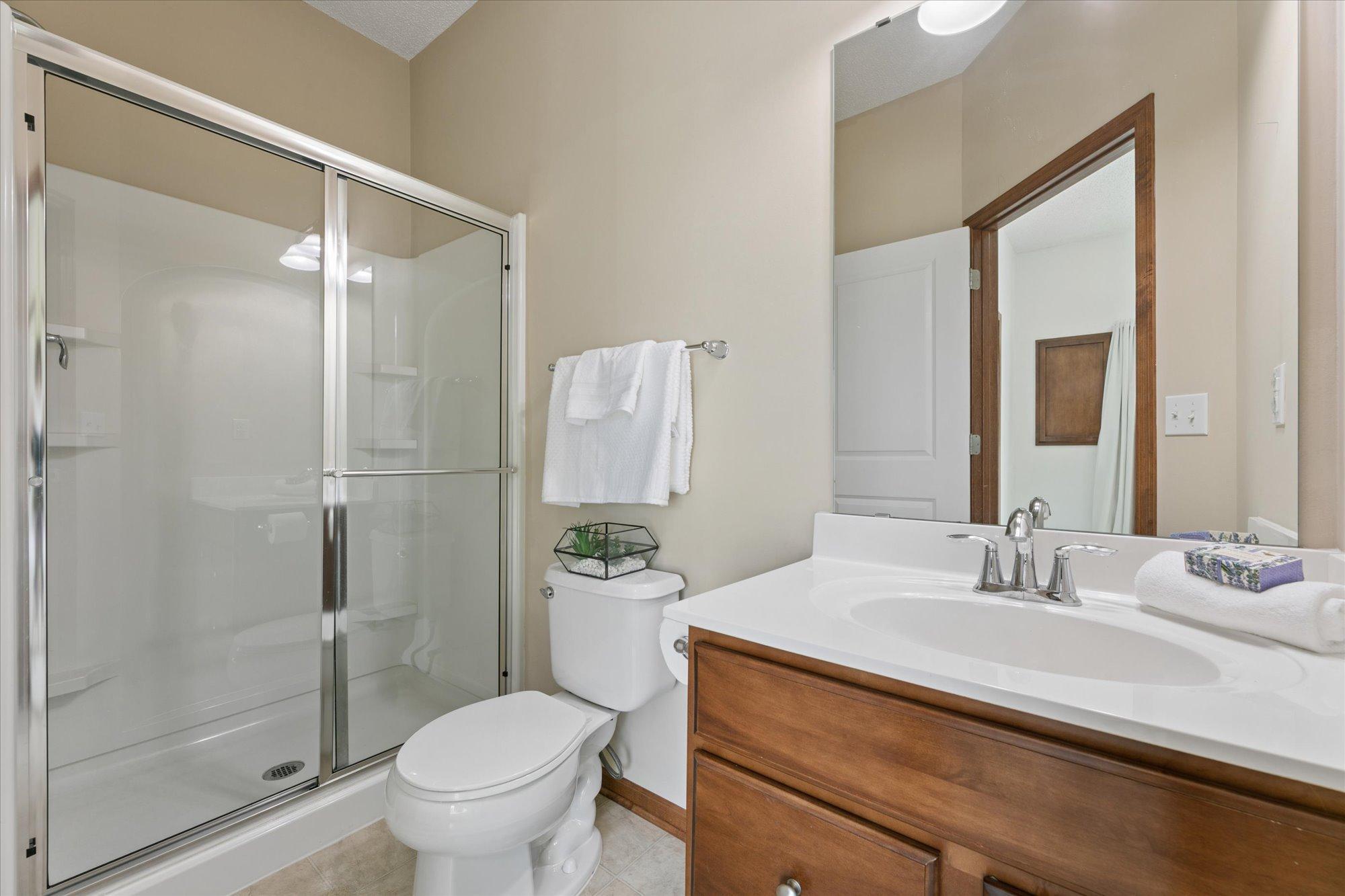 5013 Ross Lane Property Photo 33