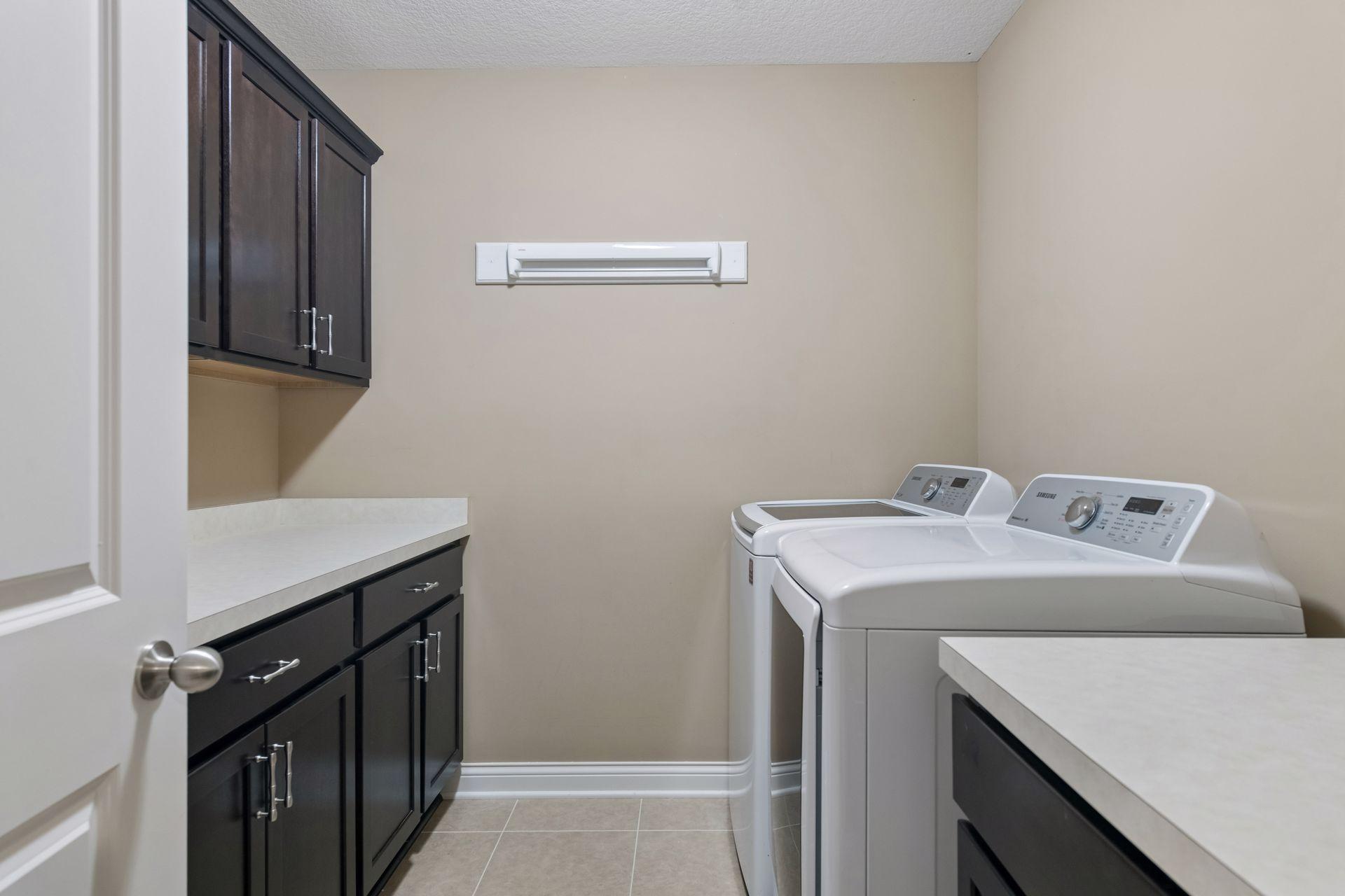 2470 Heron Lane Property Photo 31