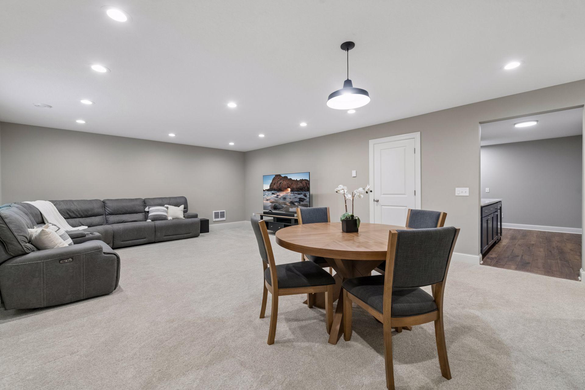 2470 Heron Lane Property Photo 34