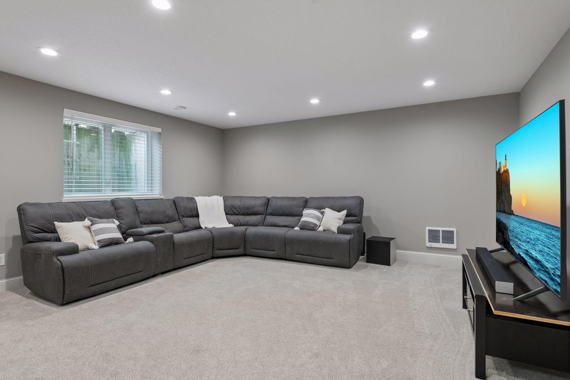 2470 Heron Lane Property Photo 35