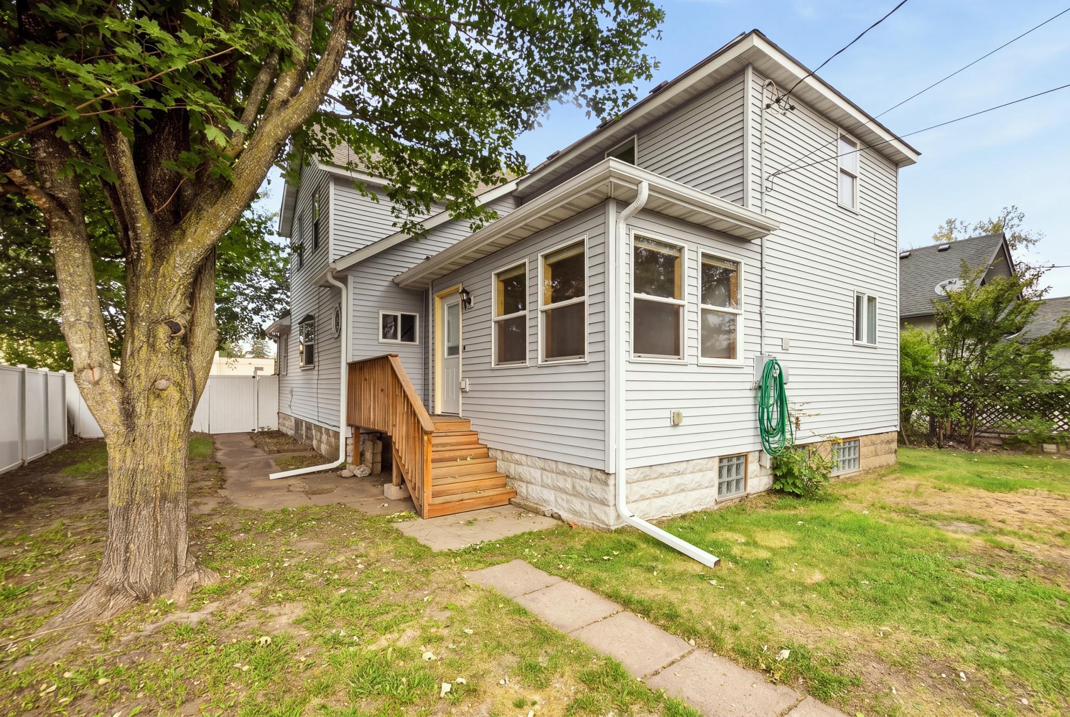 618 N 8th Street Property Photo 1