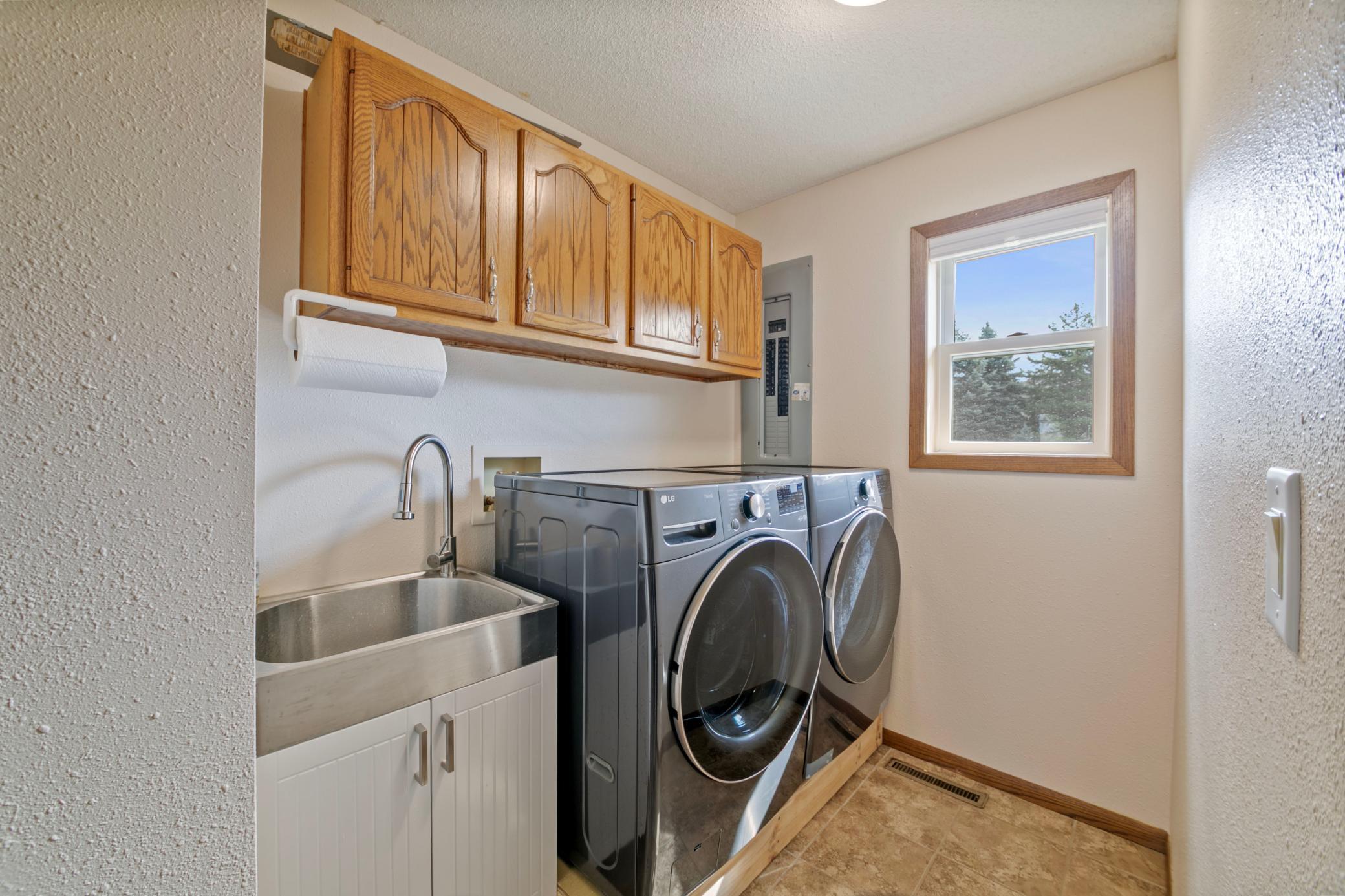 671 Kinney Road Property Photo 26