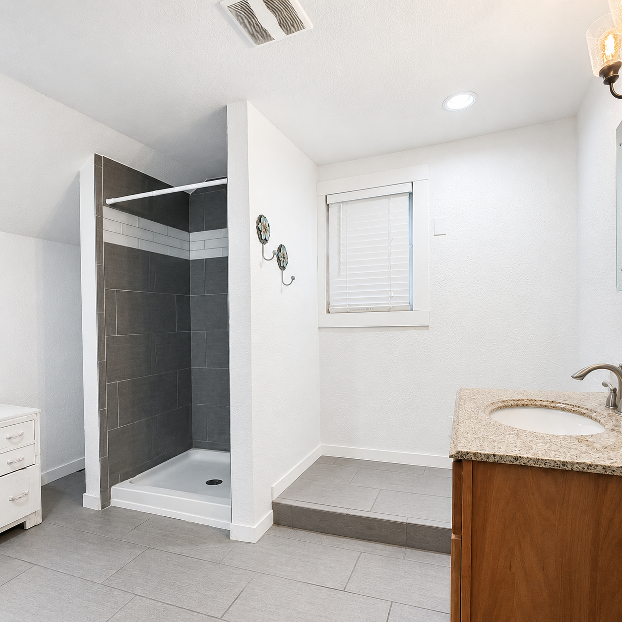 212 W Grant Street Property Photo 17