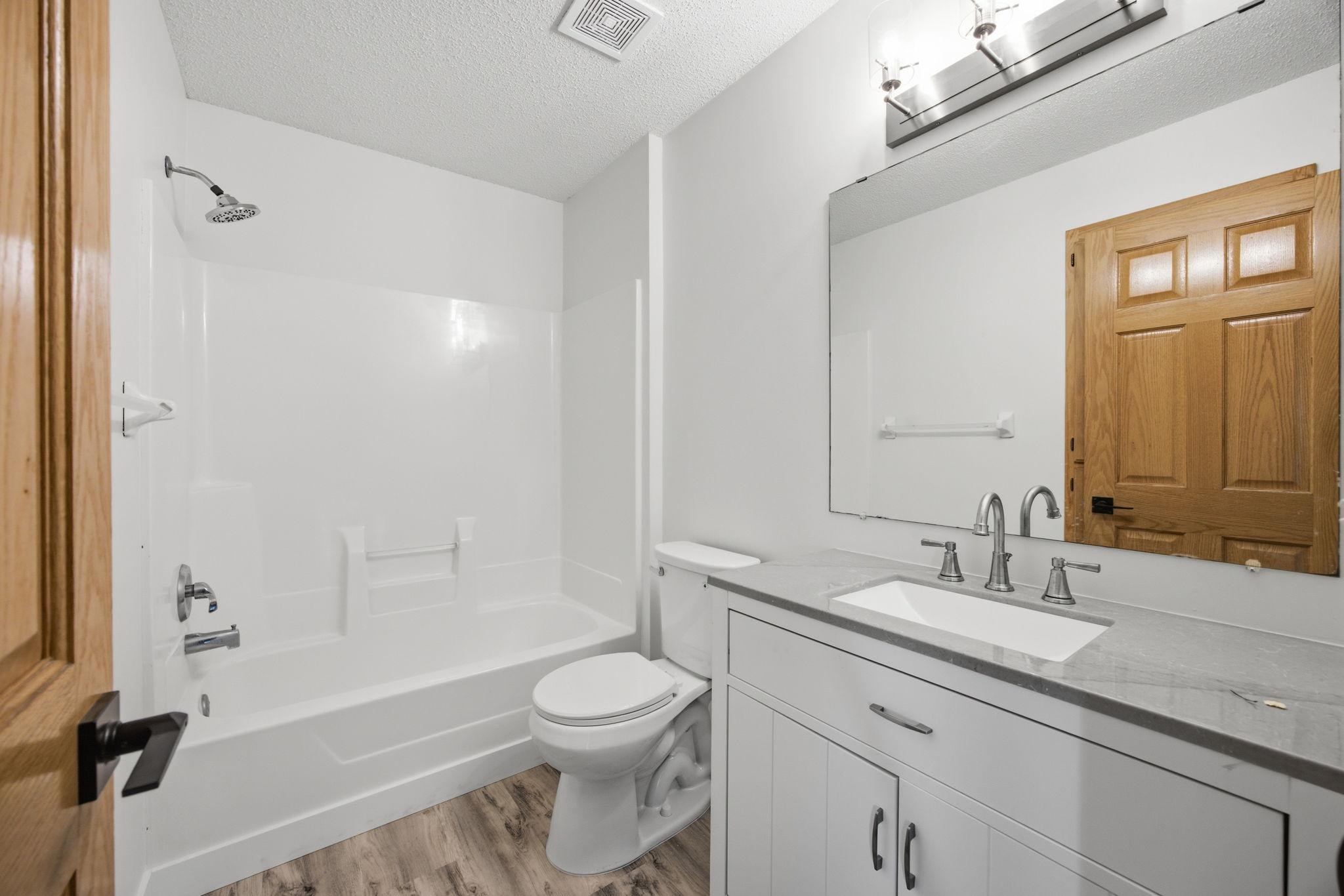 10396 Karston Avenue Ne Property Photo 16