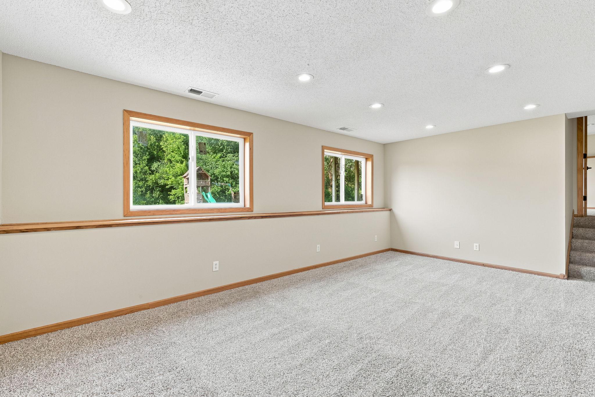 10396 Karston Avenue Ne Property Photo 36