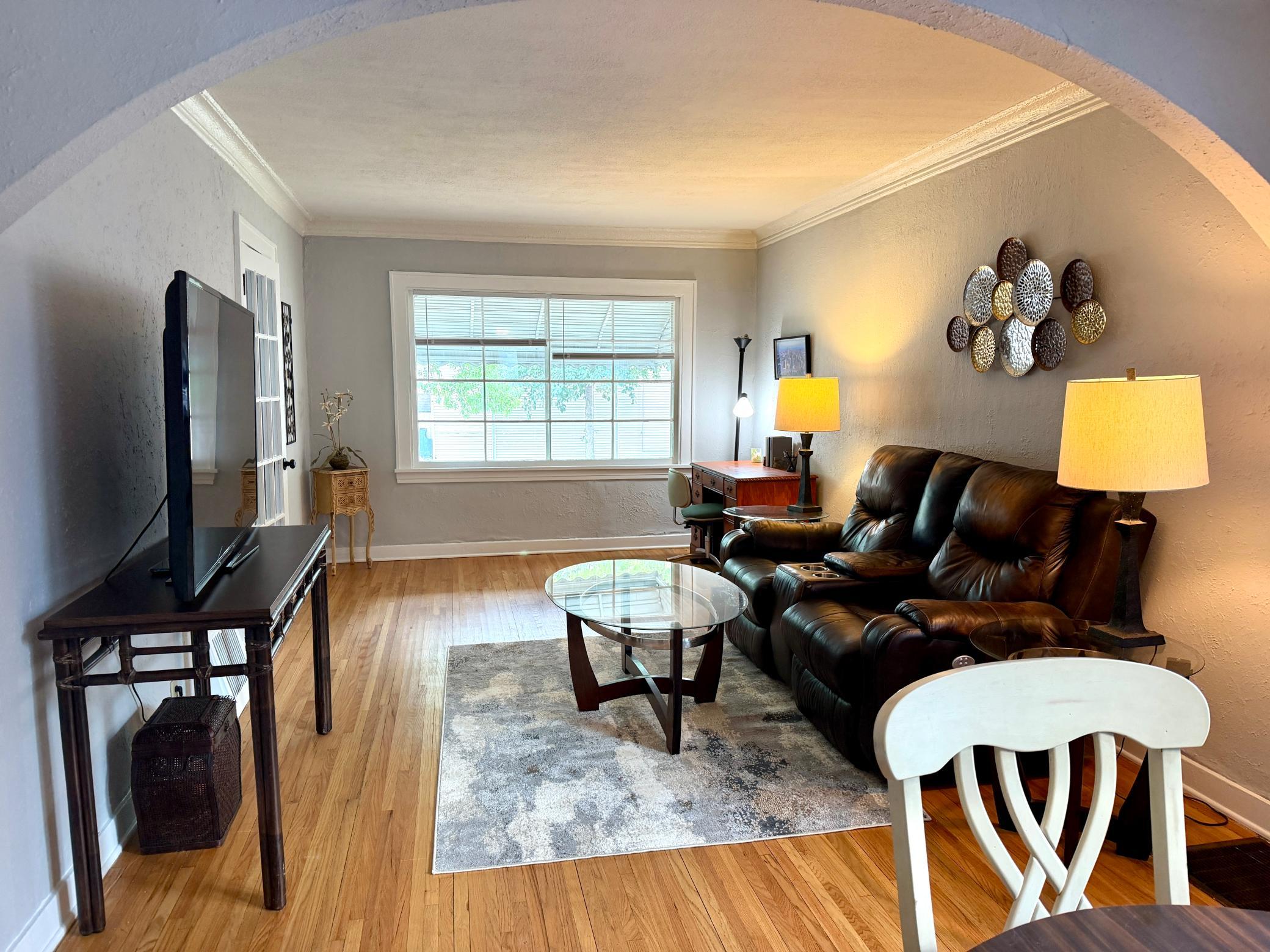 4711 N 6th Street Property Photo 5