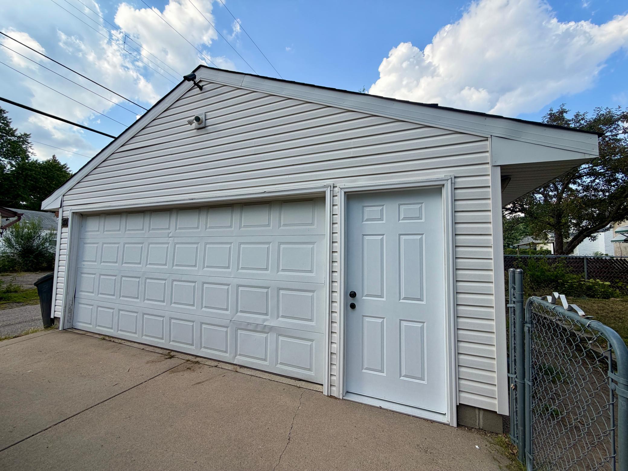 4711 N 6th Street Property Photo 16