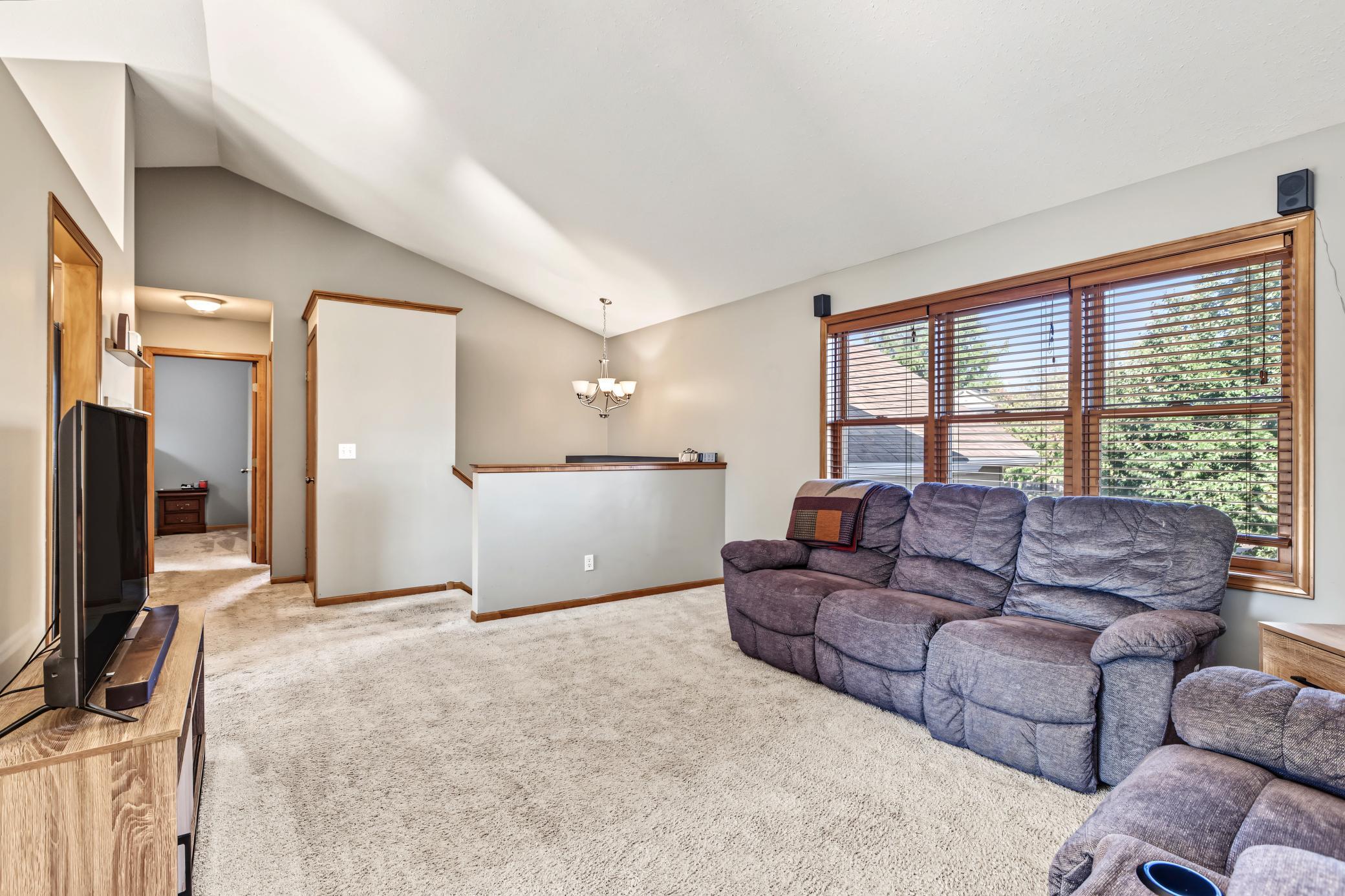 43 Nicholas Way Property Photo 7