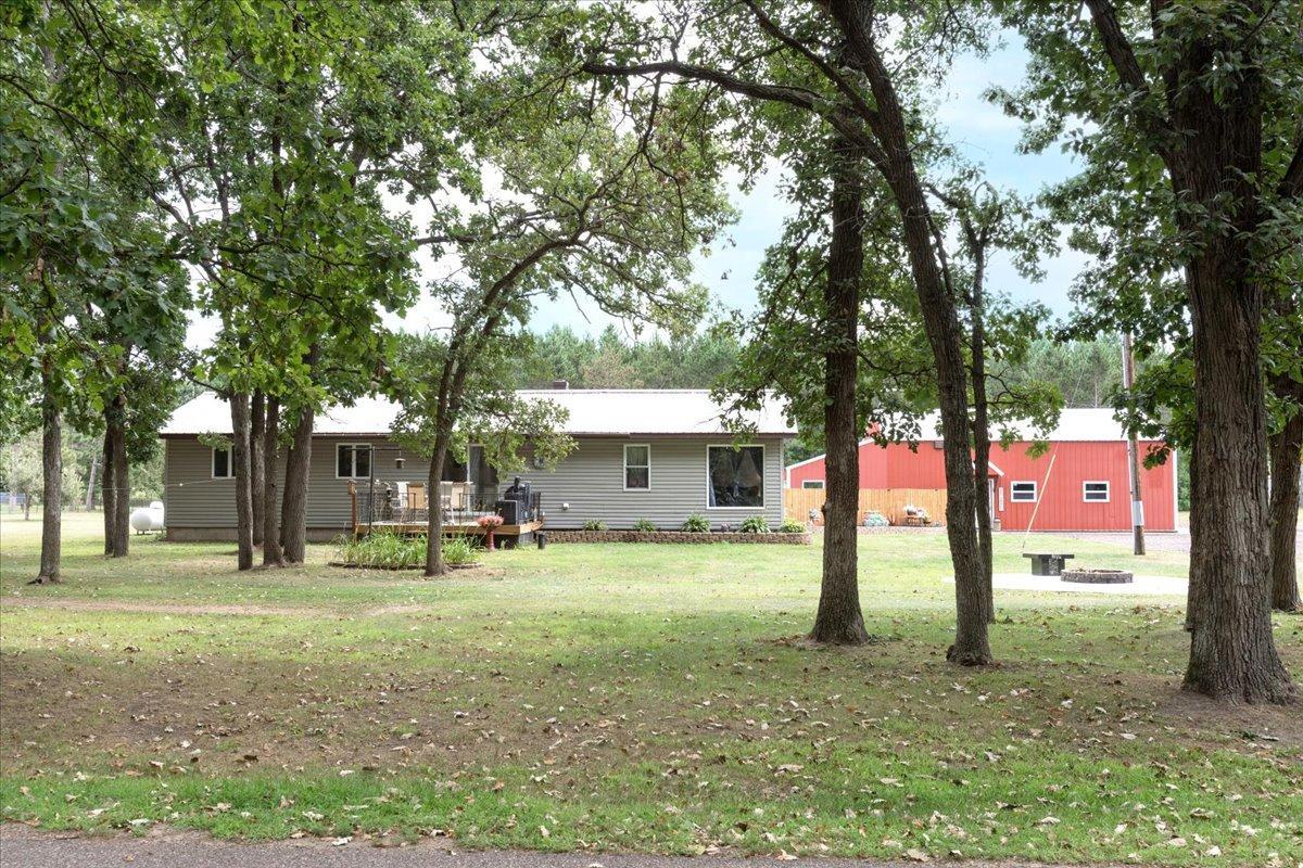 N9924 600th Street Property Photo 4