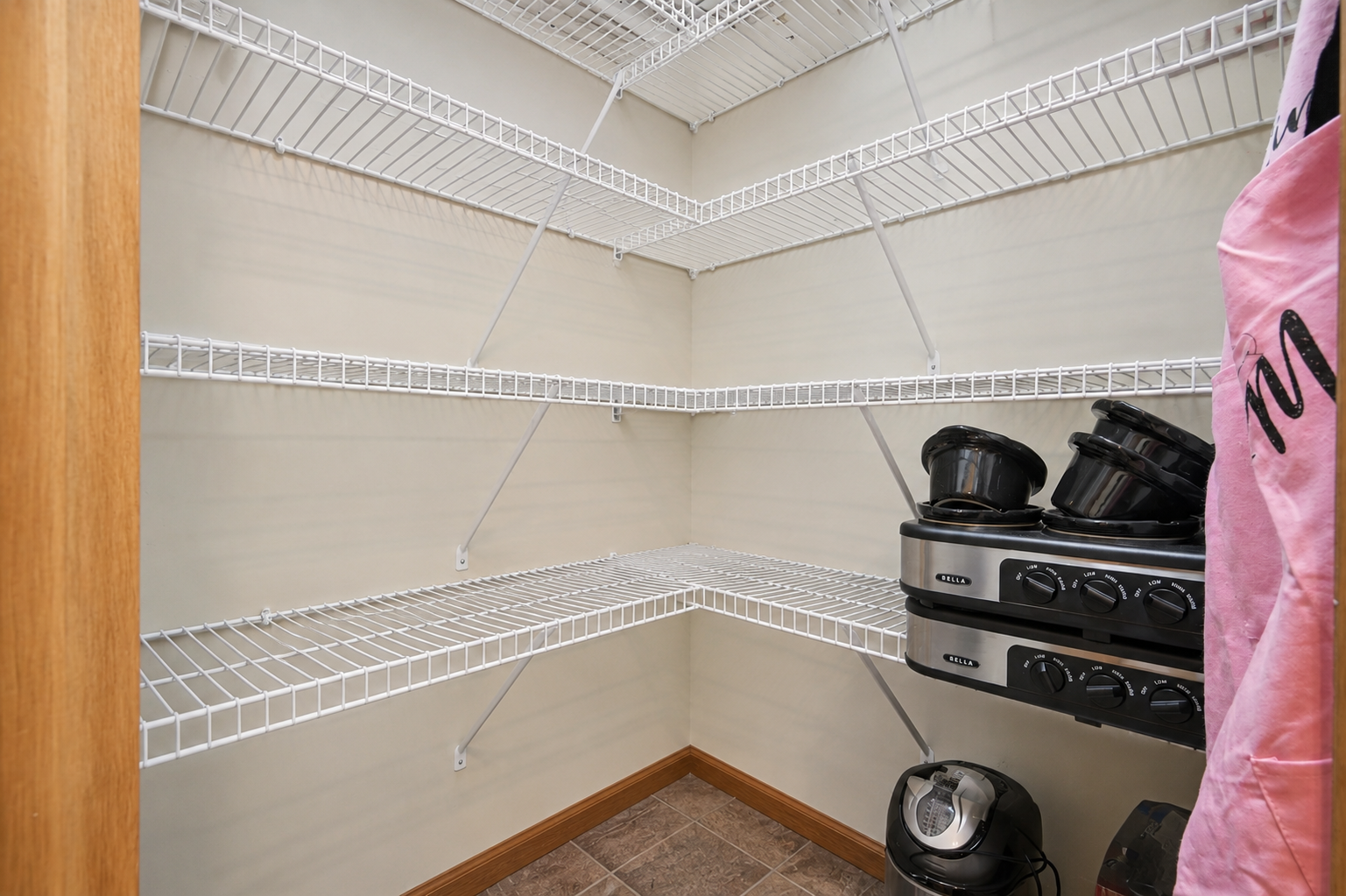 2052 Cobblestone Drive Property Photo 5