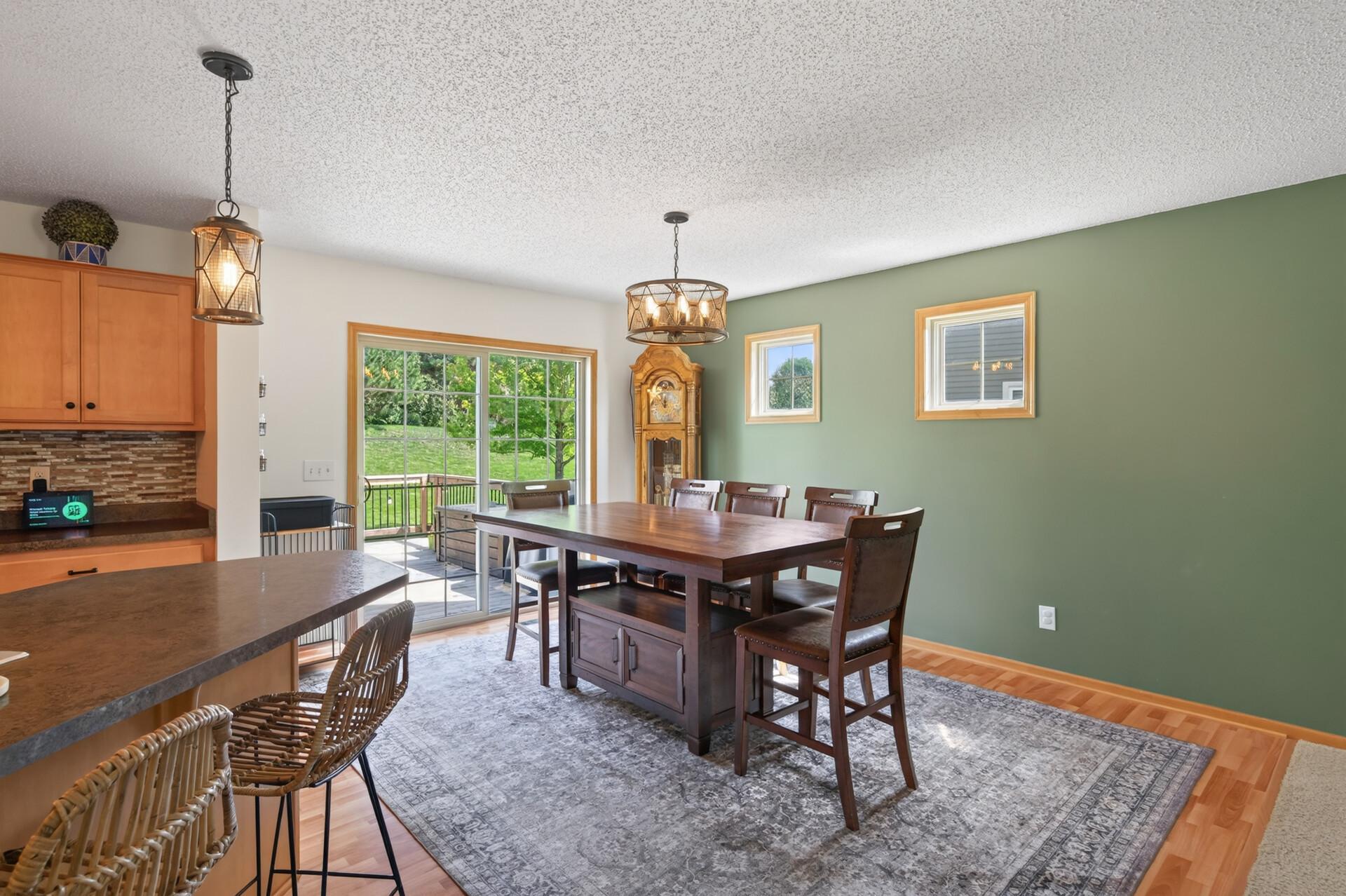2052 Cobblestone Drive Property Photo 9