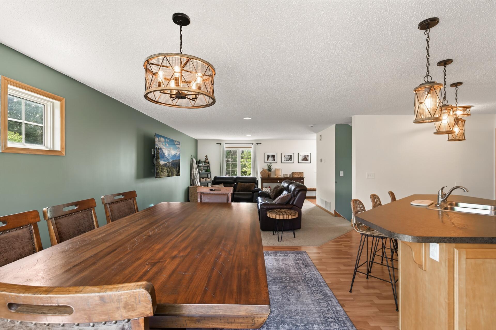 2052 Cobblestone Drive Property Photo 14