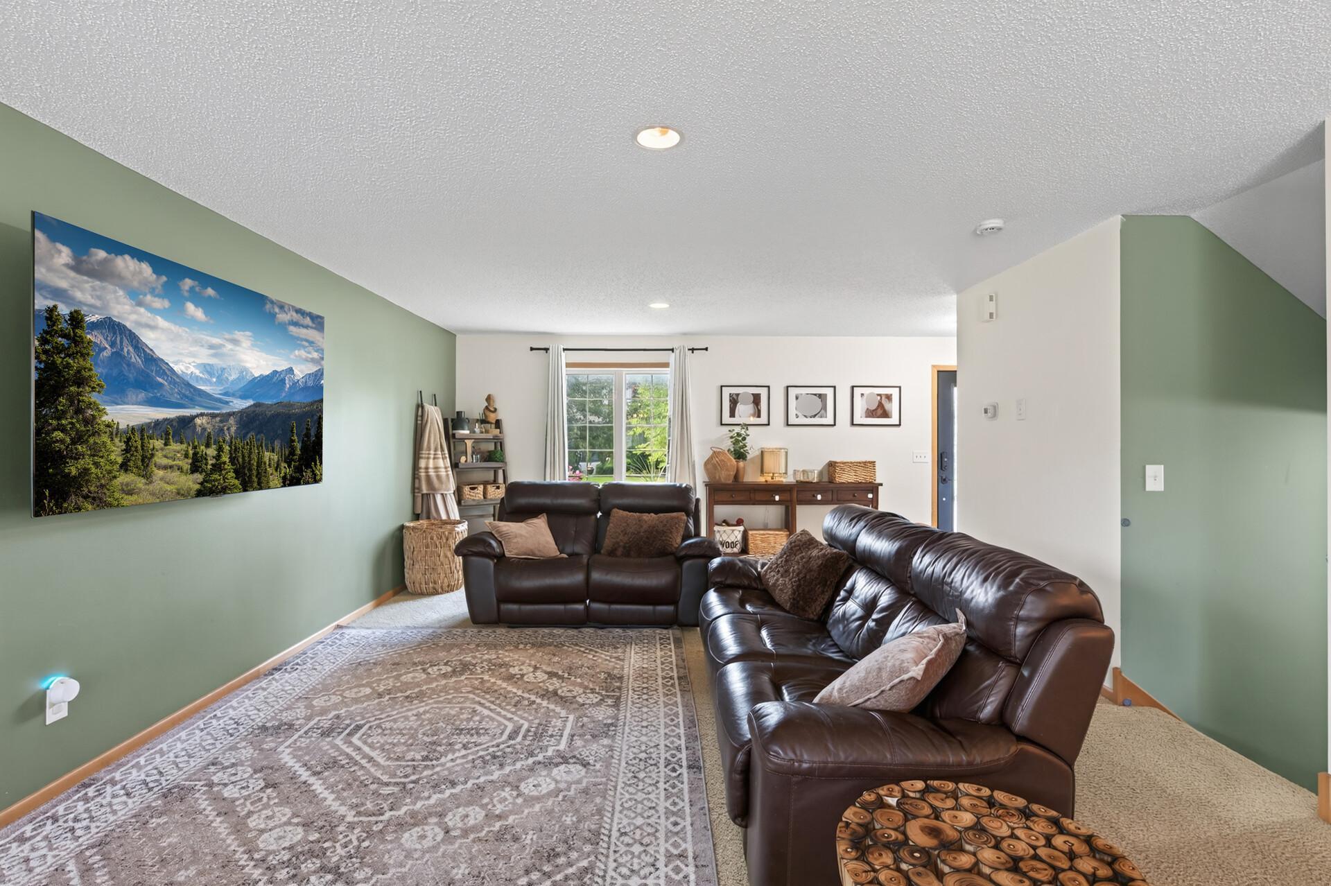 2052 Cobblestone Drive Property Photo 15
