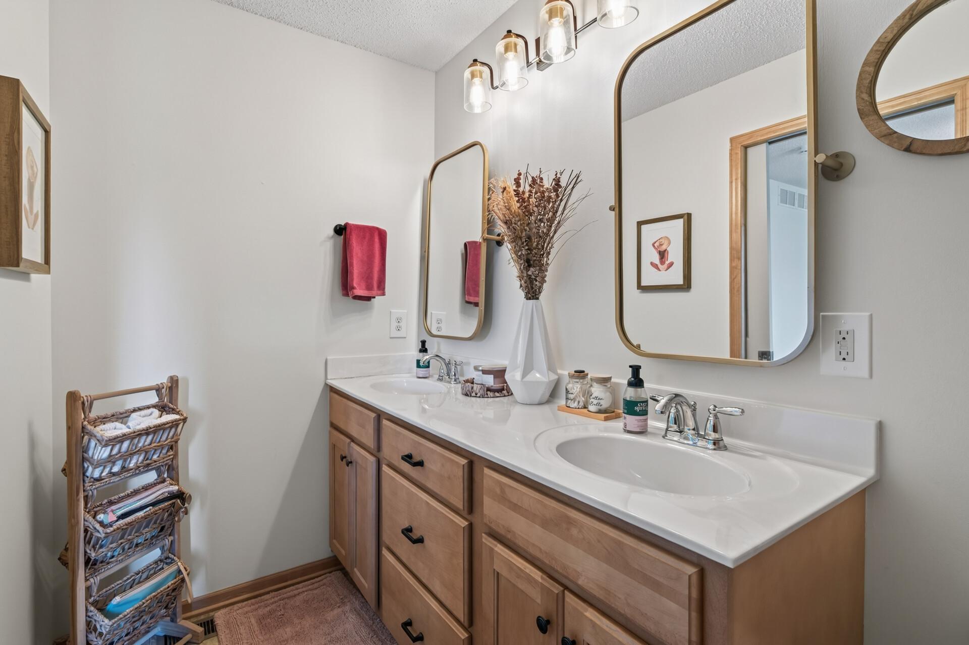2052 Cobblestone Drive Property Photo 27