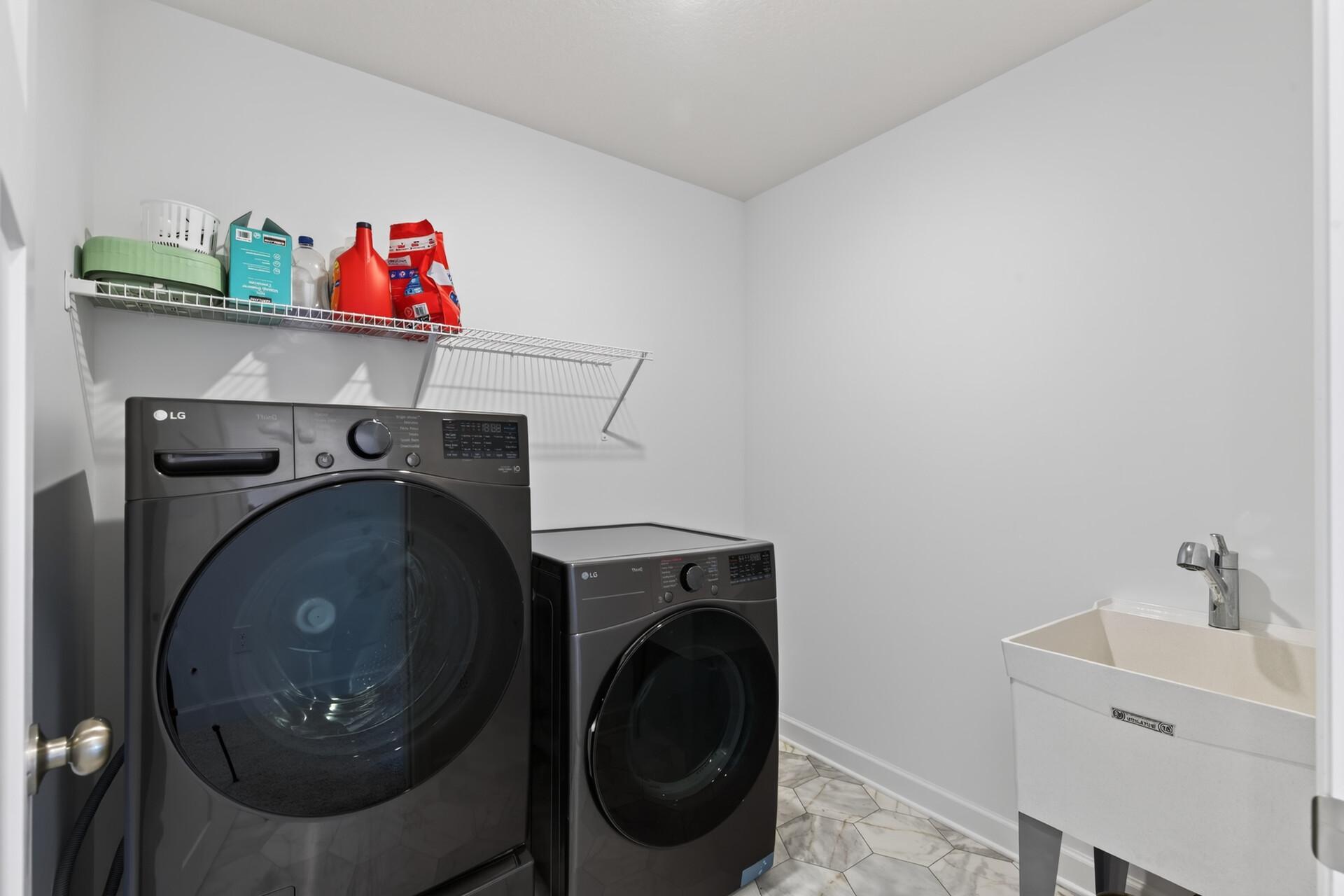 4718 Obsidian Way Property Photo 25