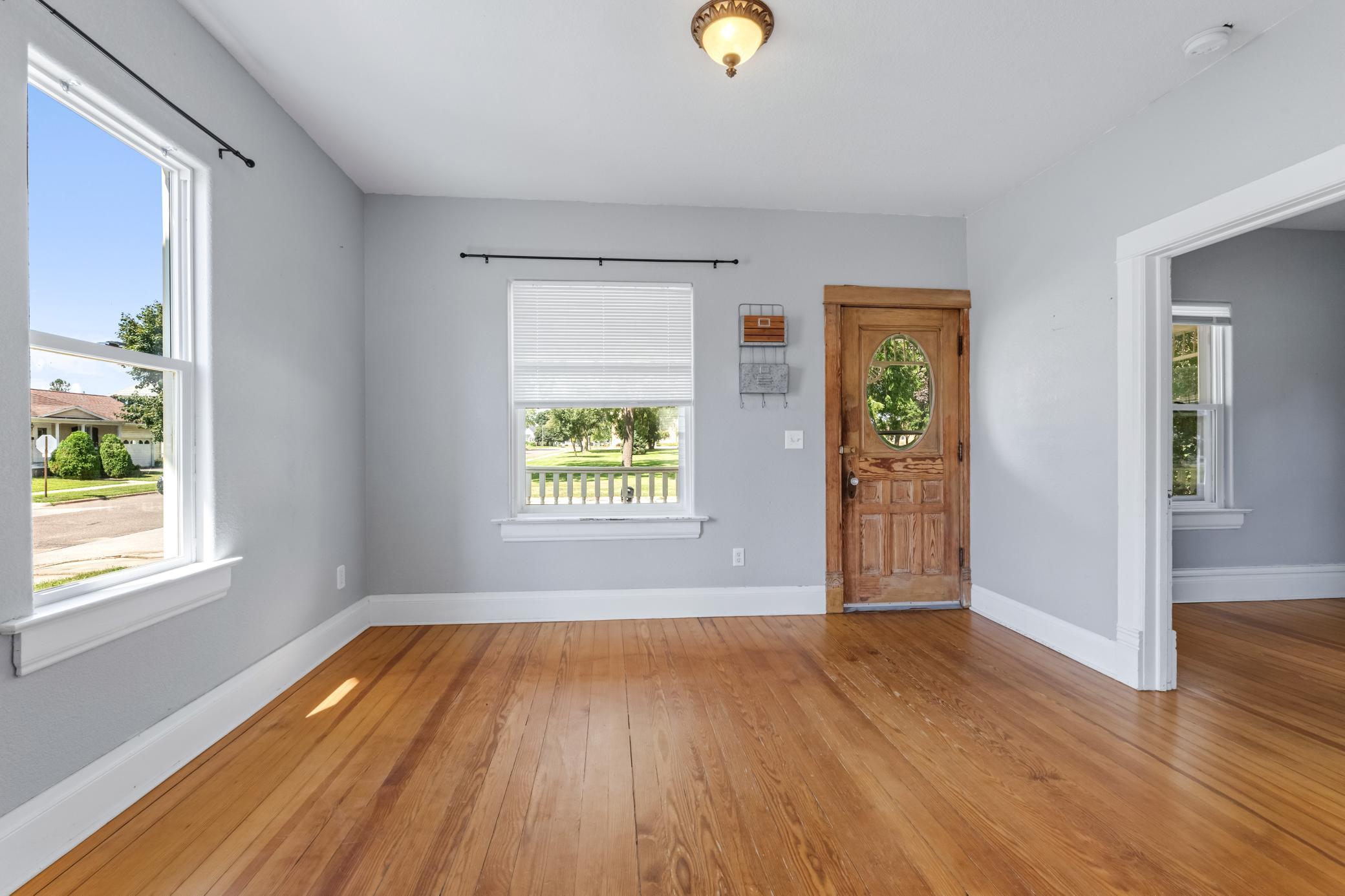 304 E Jefferson Street Property Photo 5