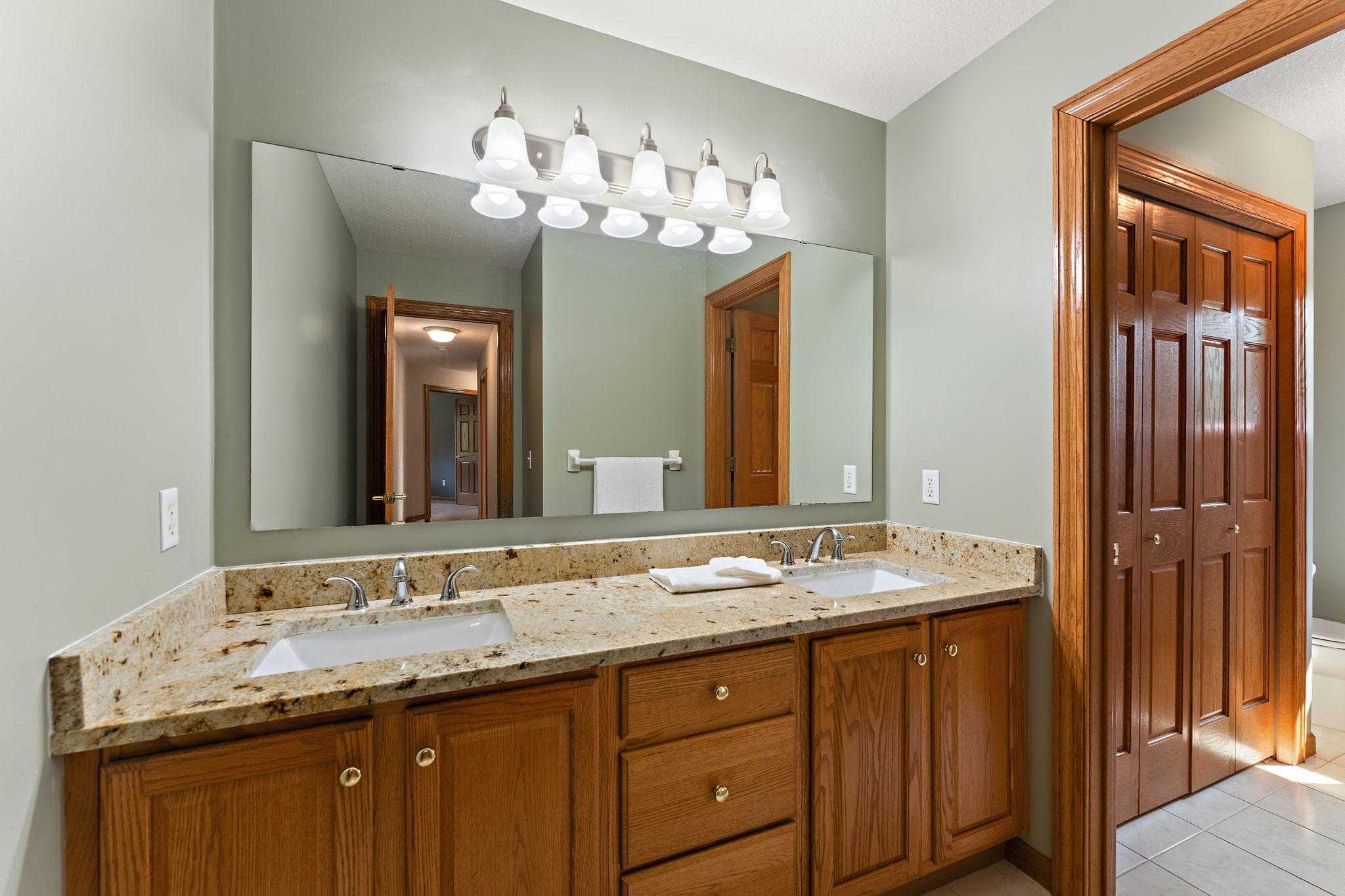 23140 Grandview Way Property Photo 37