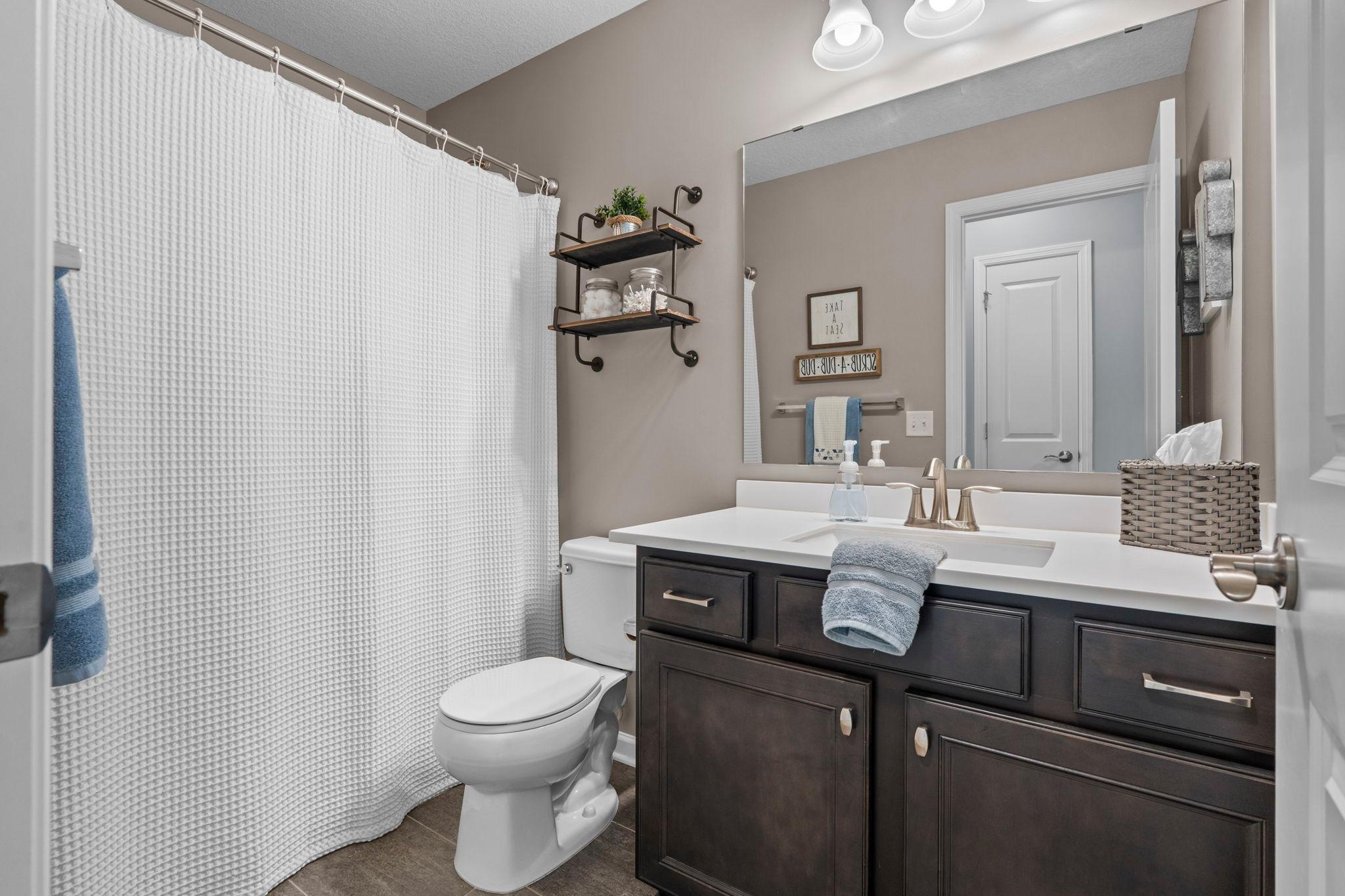 13732 Apollo Way Property Photo 27