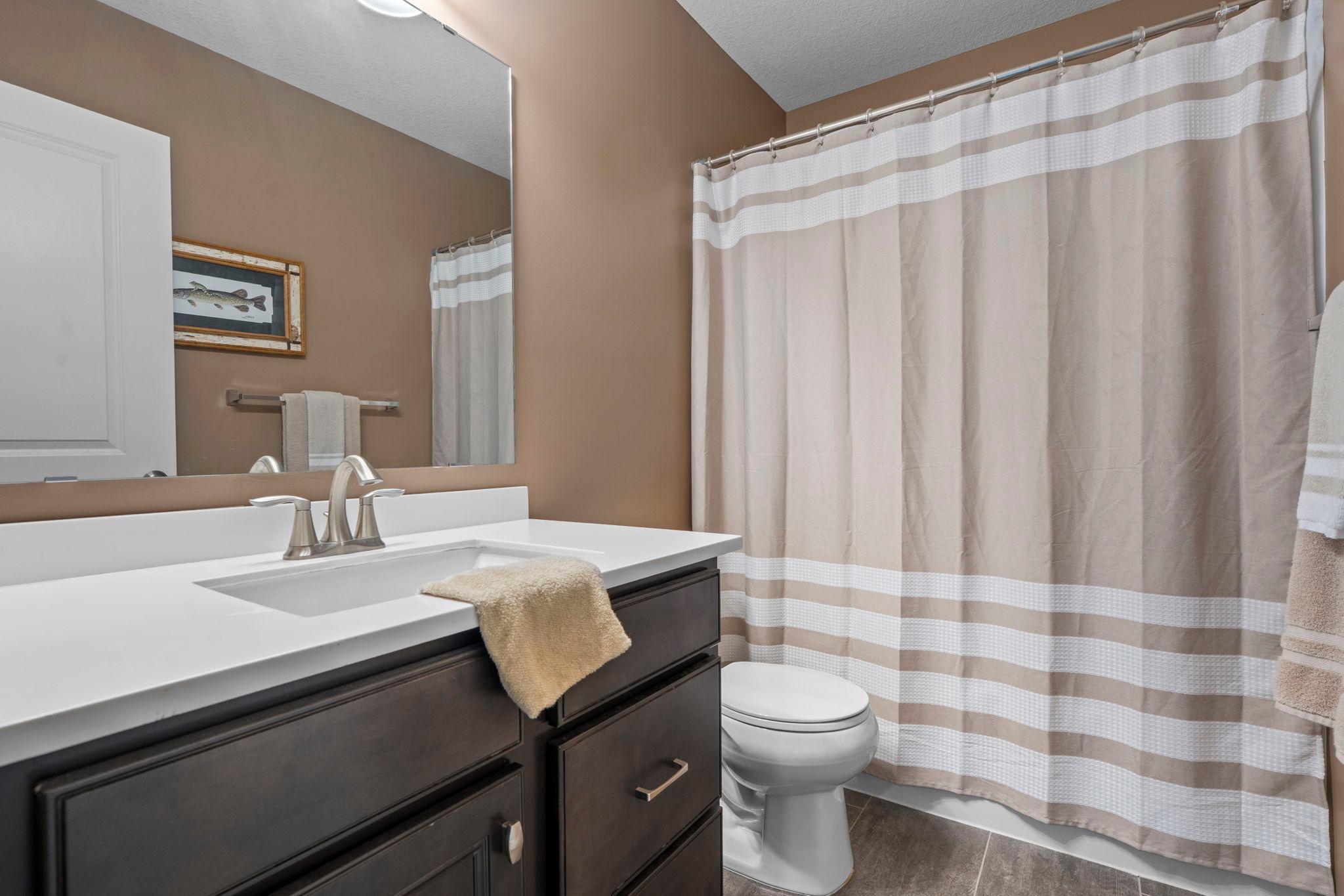 13732 Apollo Way Property Photo 35