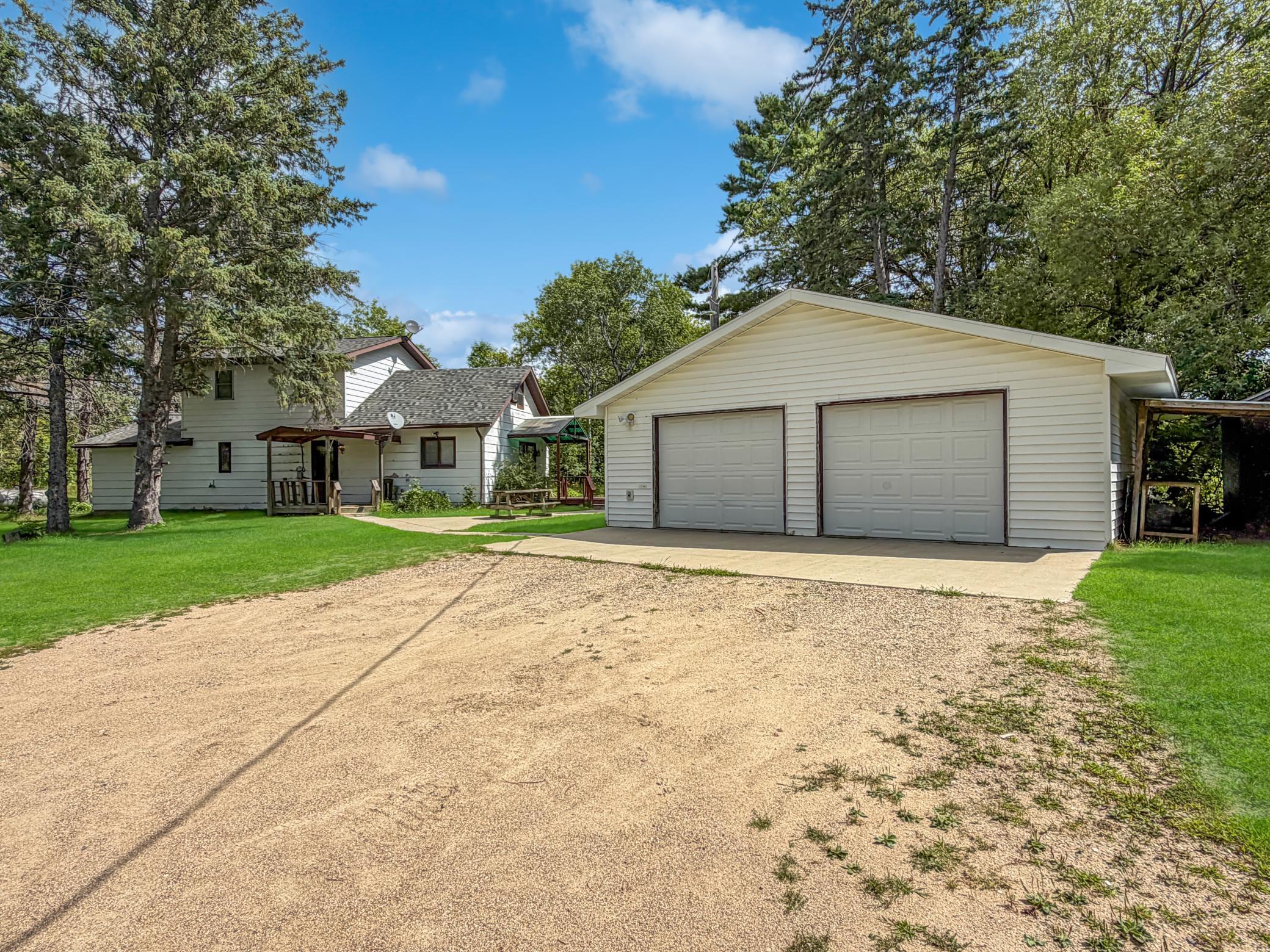 45004 221st Avenue Property Photo 5