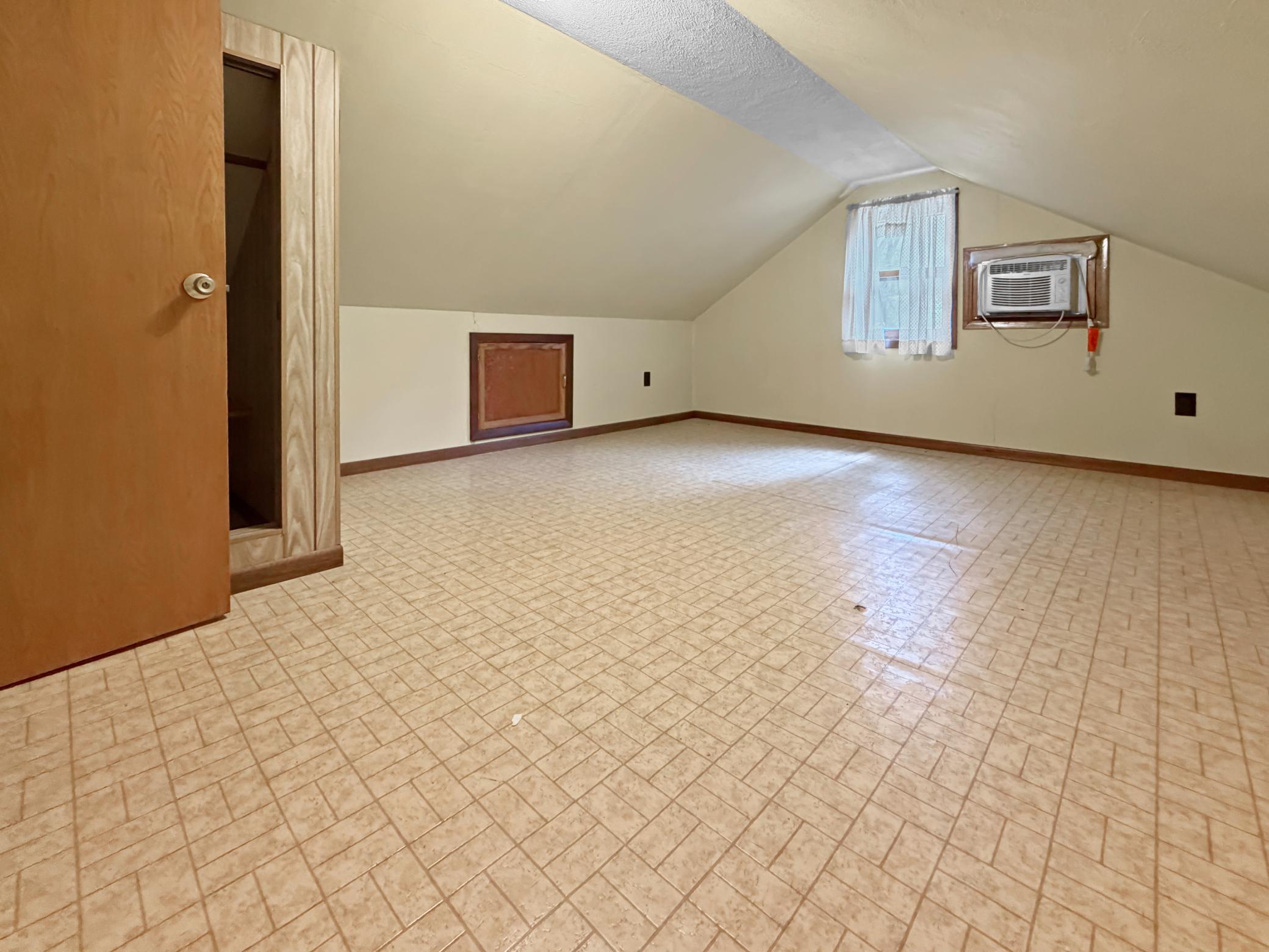 45004 221st Avenue Property Photo 25