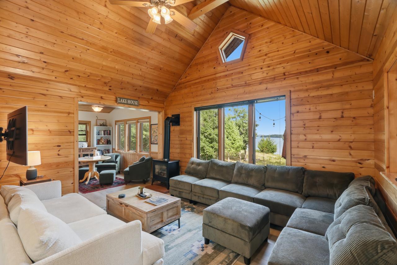 95126 Grassy Point S S Property Photo 3