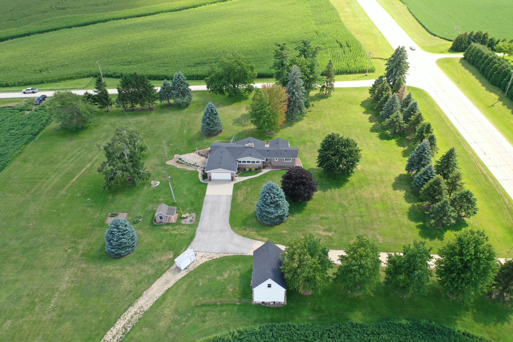 4900 42 Highway Ne Property Photo 2