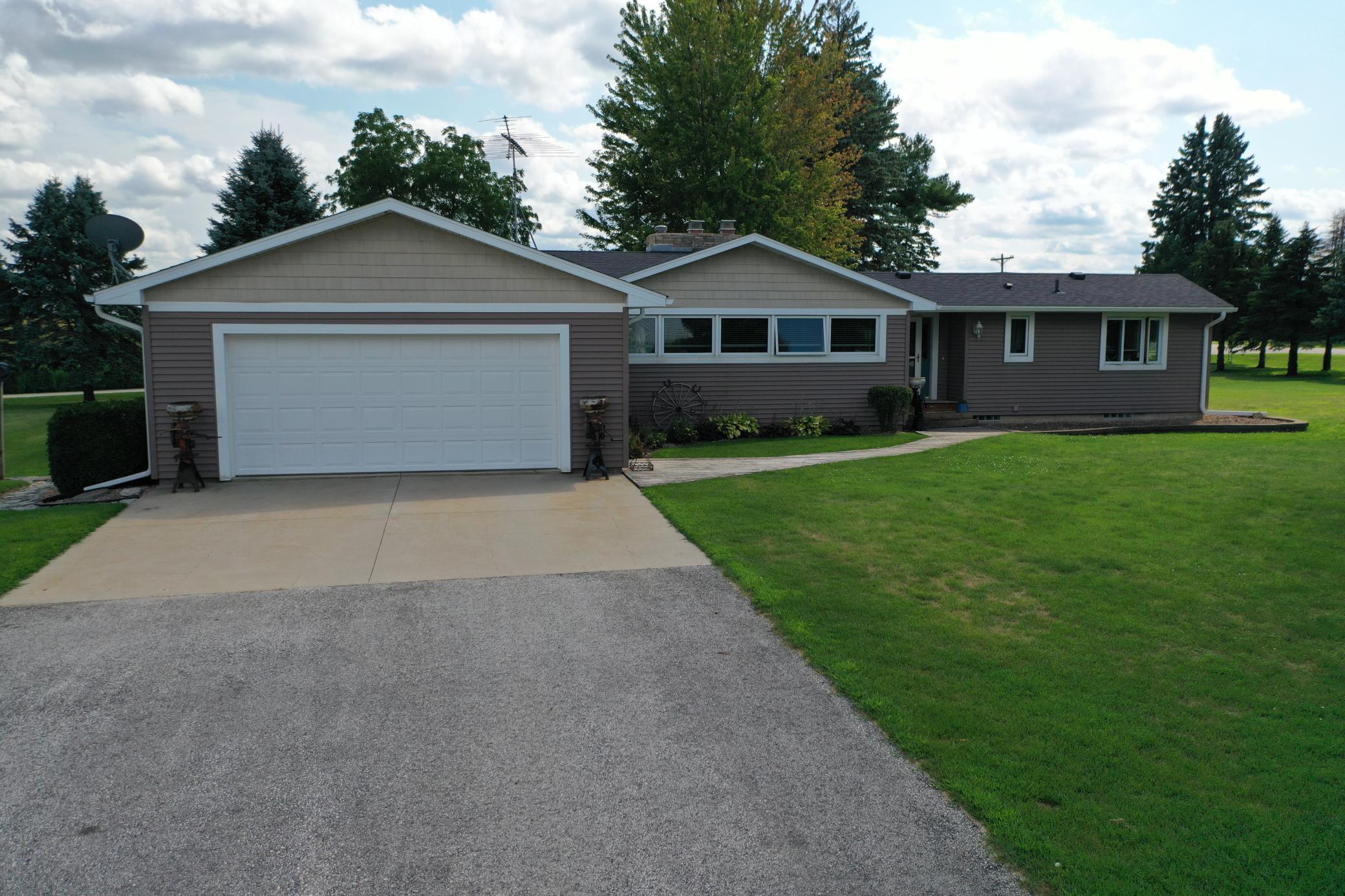 4900 42 Highway Ne Property Photo 4