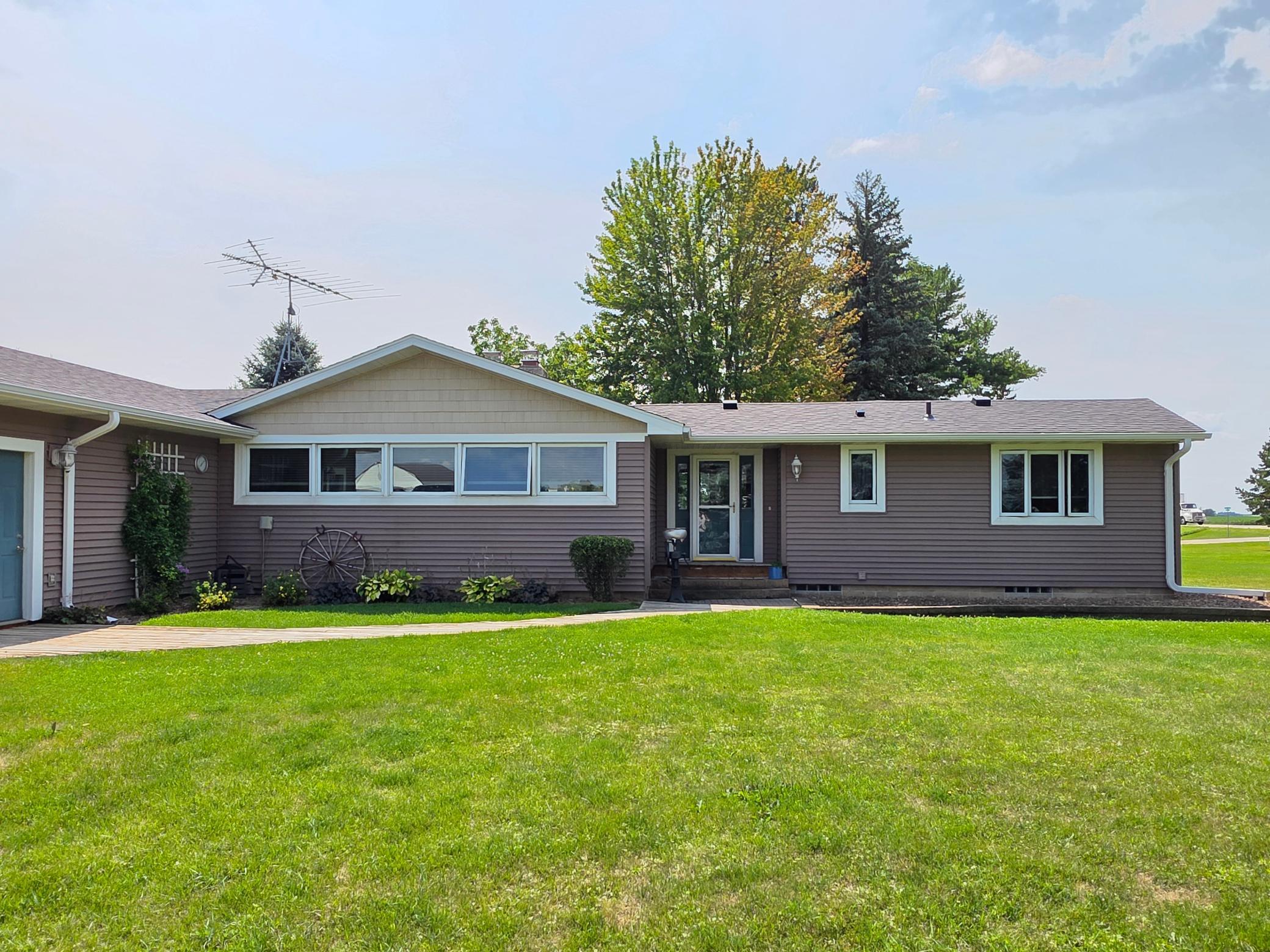 4900 42 Highway Ne Property Photo 7