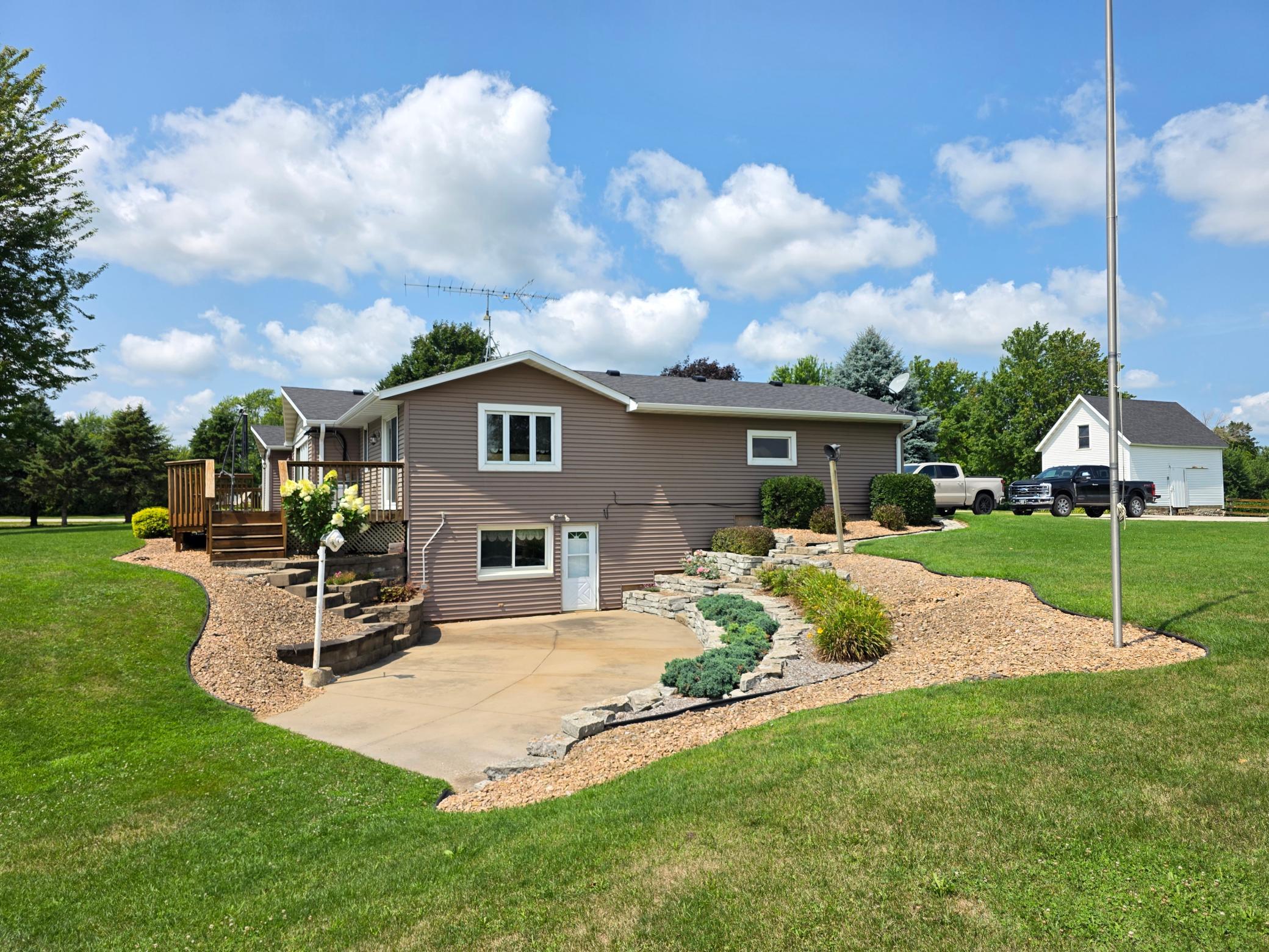 4900 42 Highway Ne Property Photo 19